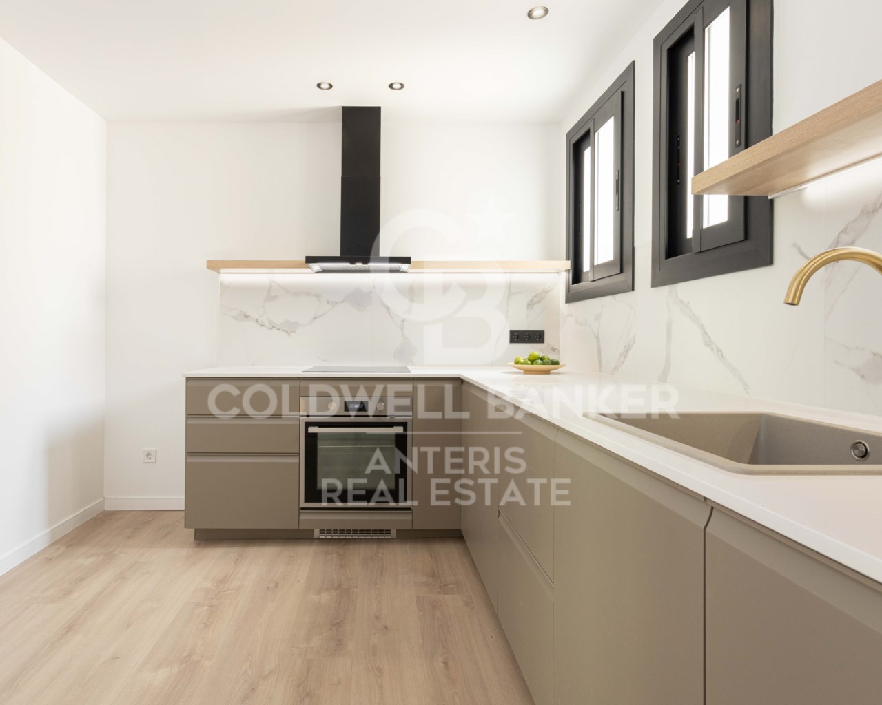 Barcelona, Barcelona, Eixample, La Sagrada Fam?lia, Barcelona, Catalonia, ES, 3 Bedrooms Bedrooms, ,2 BathroomsBathrooms,Residential,For Sale,Barcelona, Barcelona, Eixample, La Sagrada Fam?lia,1628102