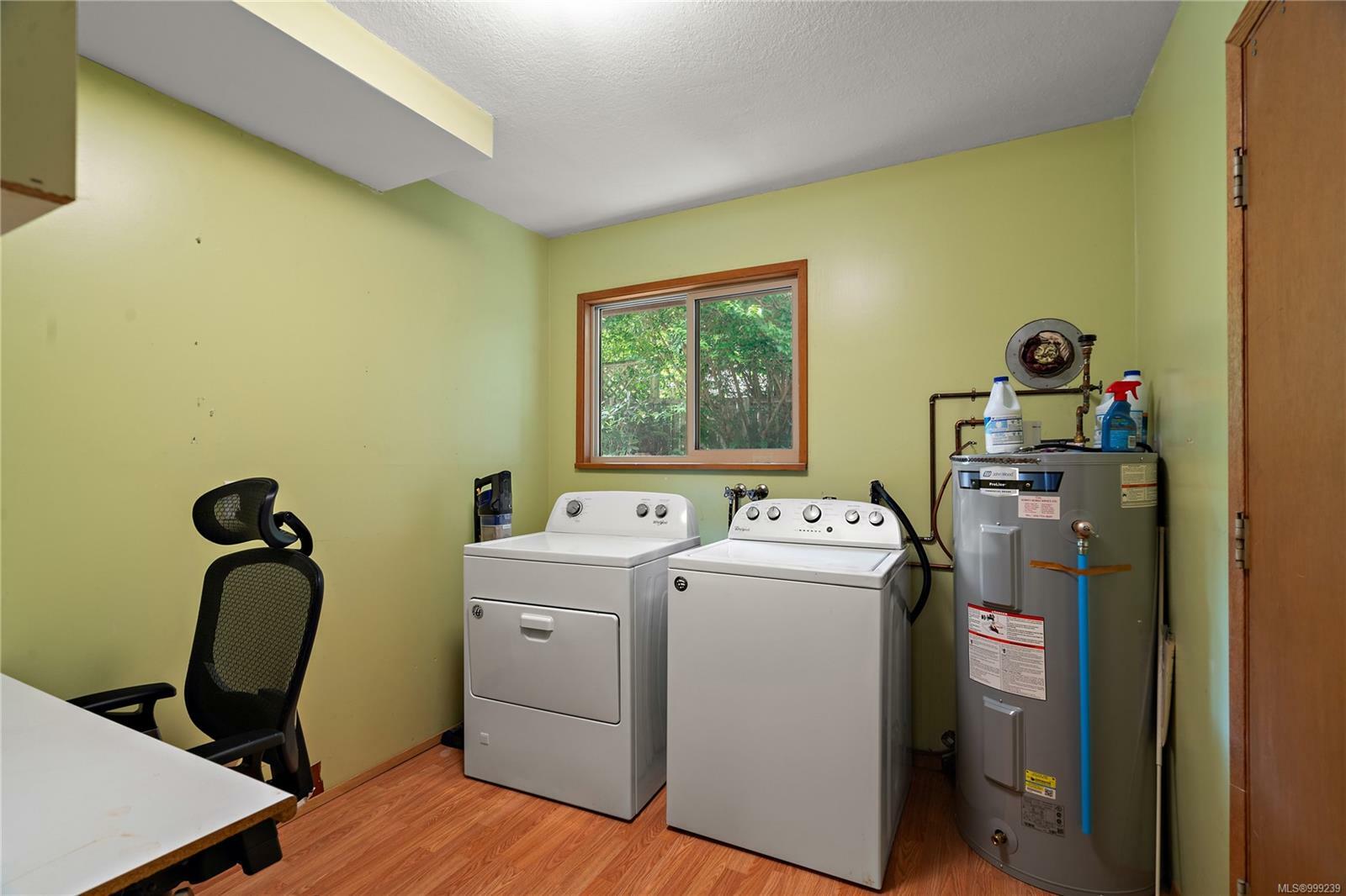 NANAIMO, British Columbia, V9V 1E9, CA, 3 Bedrooms Bedrooms, ,Residential,For Sale,1874678