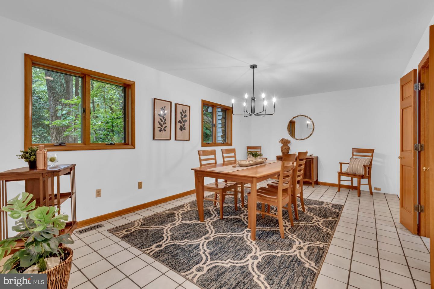 Annapolis, Maryland, 21409, United States, 4 Bedrooms Bedrooms, ,5 BathroomsBathrooms,Residential,For Sale,1947089