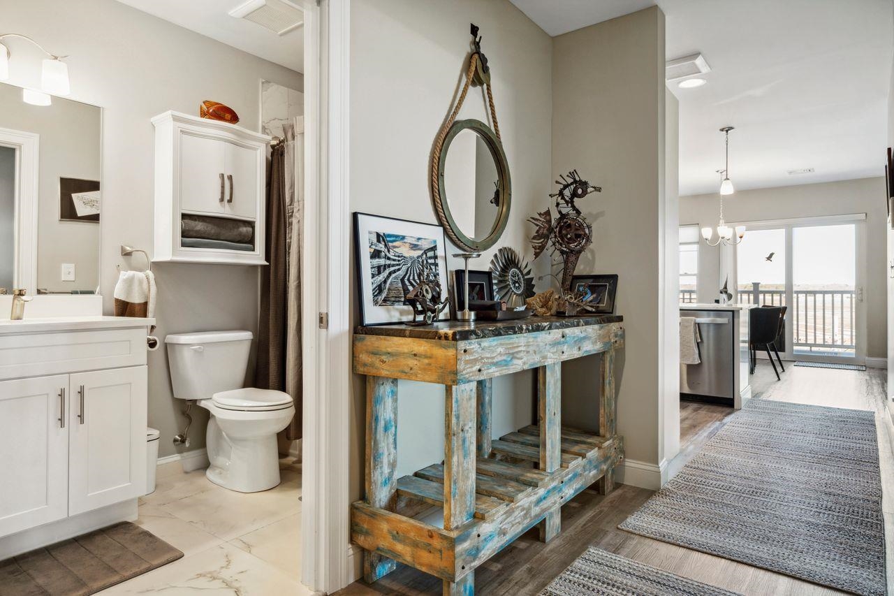 Hampton, New Hampshire, 03842, United States, 2 Bedrooms Bedrooms, ,2 BathroomsBathrooms,Residential,For Sale,1828378