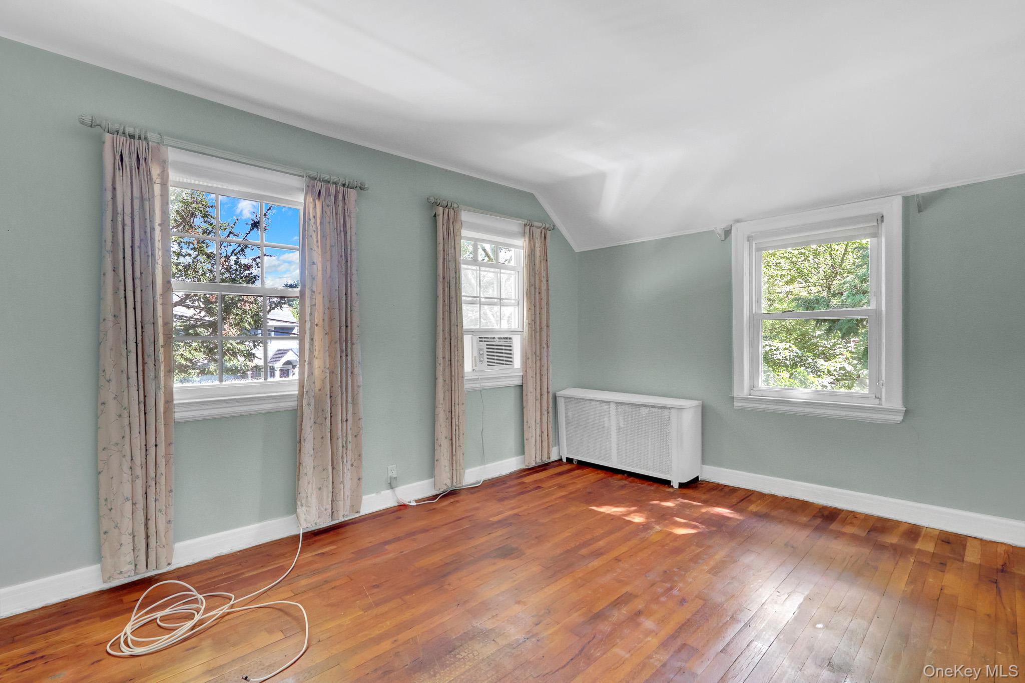  77 Elton Road, Stewart Manor, NY, 11530 - 物件實景