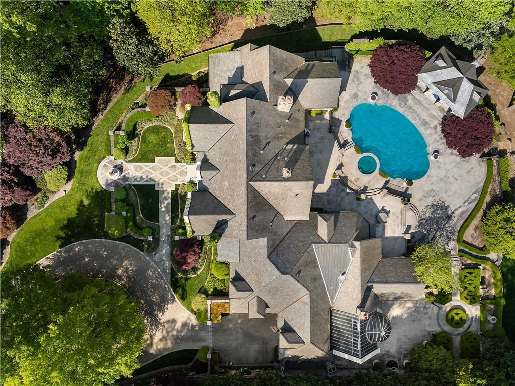 Atlanta, Georgia, 30327, United States, 6 Bedrooms Bedrooms, ,9 BathroomsBathrooms,Residential,For Sale,1686481