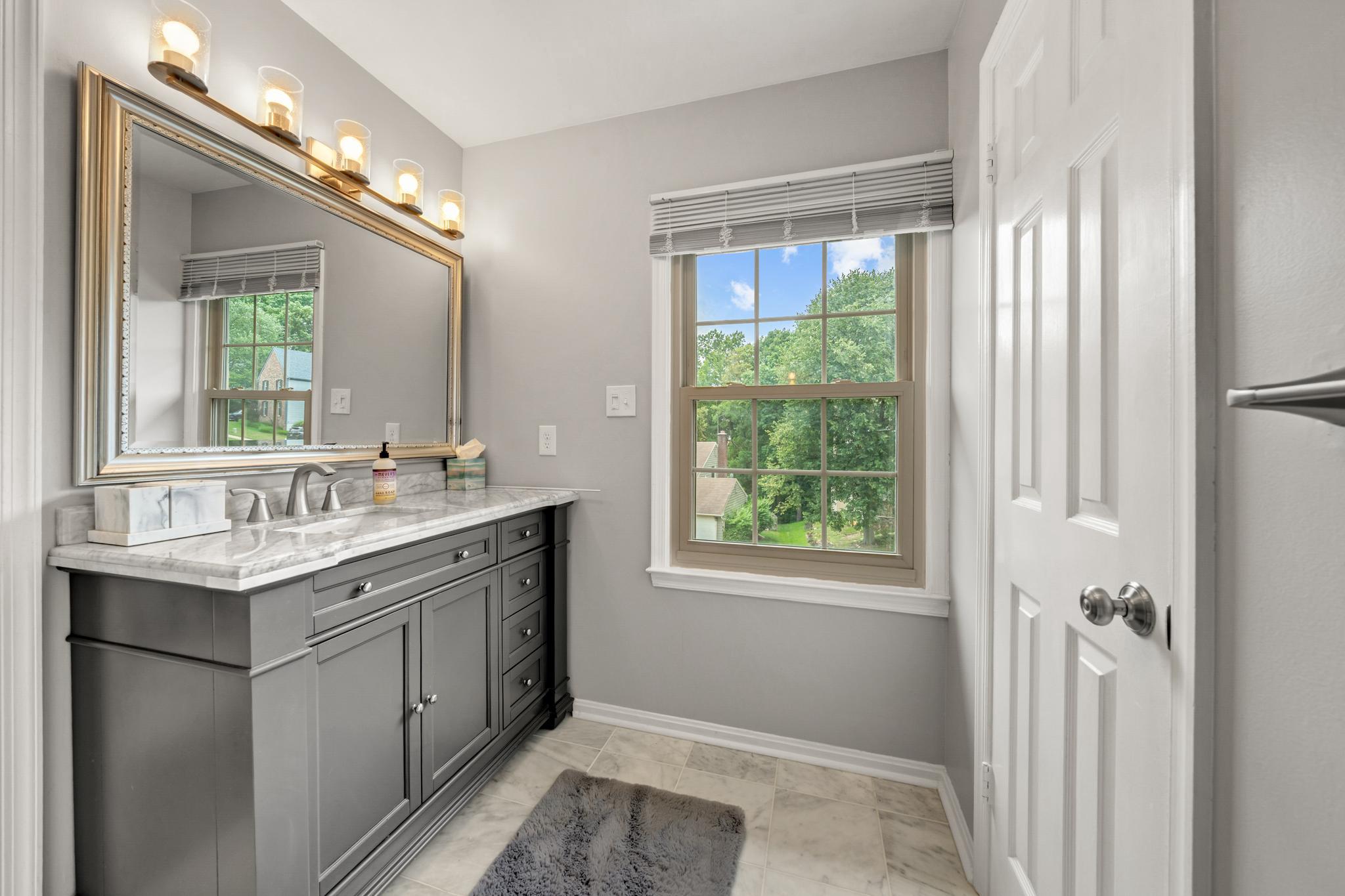  7409 Shady Palm Drive, Springfield, VA, 22153 - 物件實景