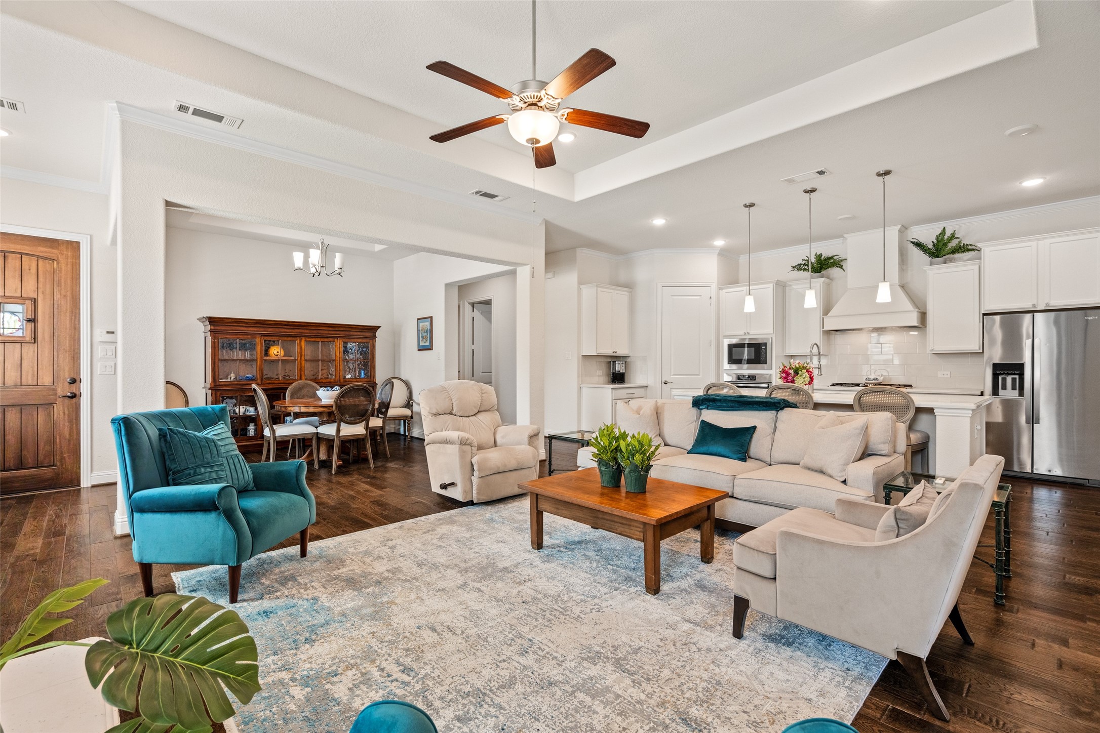 The Colony, Texas, 75056, United States, 3 Bedrooms Bedrooms, ,2 BathroomsBathrooms,Residential,For Sale,1924652