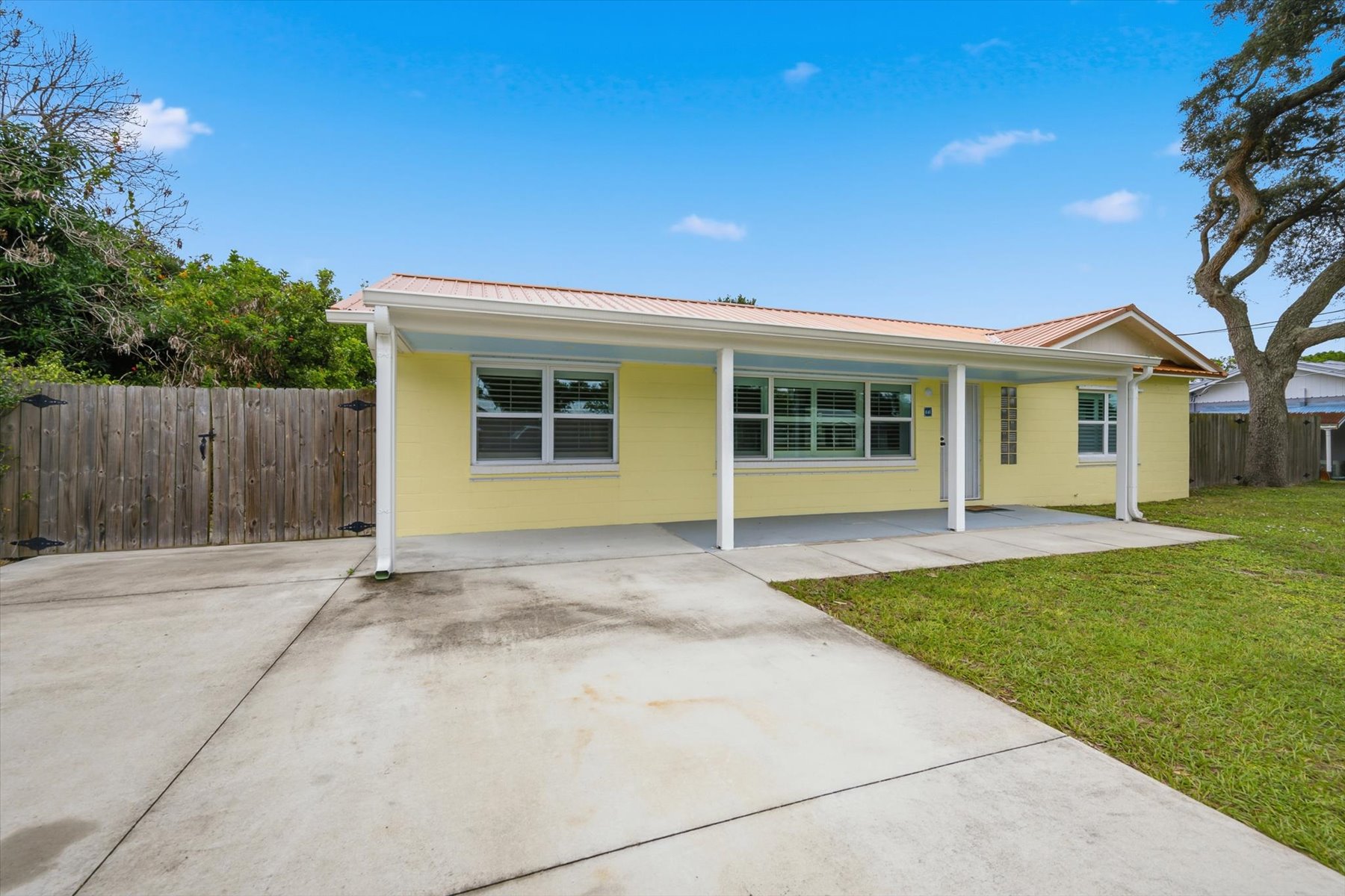  446 Coral Drive, Melbourne, FL, 32935 - 物件實景