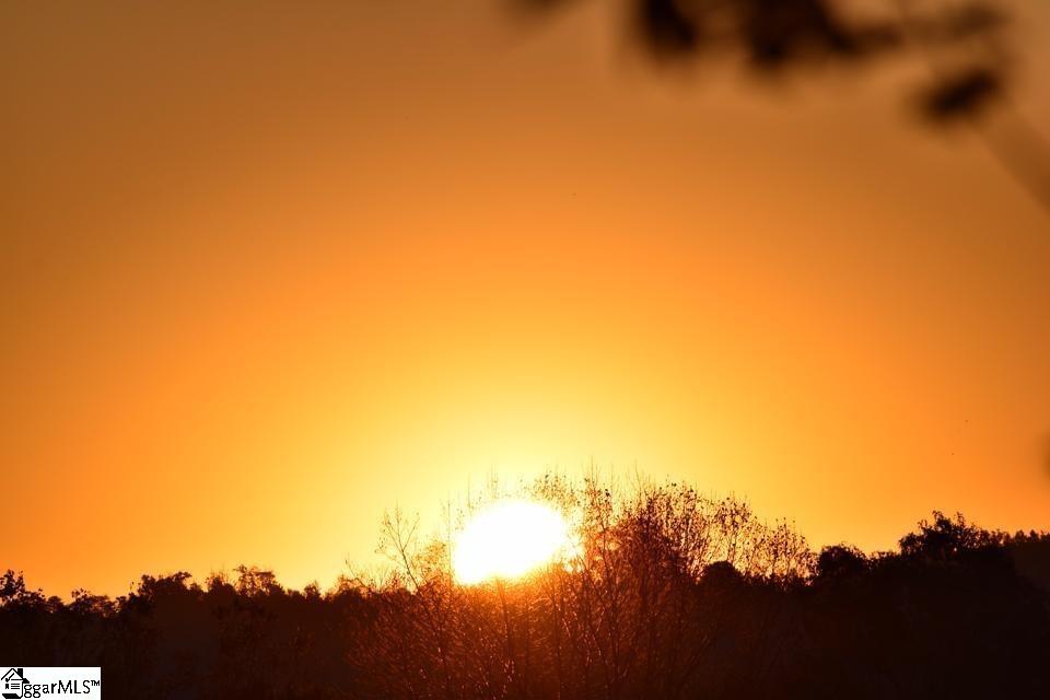 Pickens, South Carolina, 29671, United States, 4 Bedrooms Bedrooms, ,4 BathroomsBathrooms,Residential,For Sale,1975286