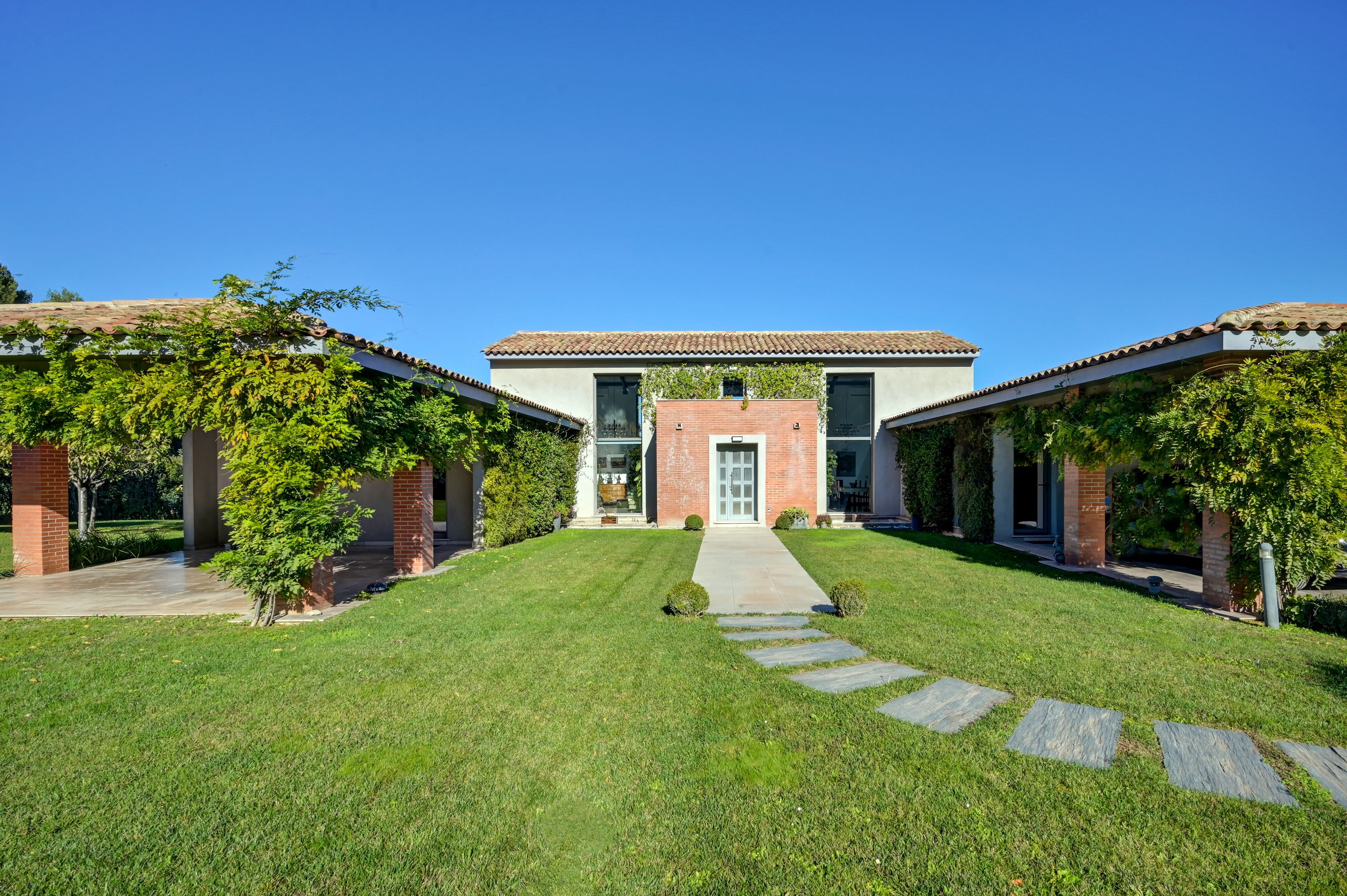  460 m² Contemporary Villa  Landscaped Grounds  Pool & Jacuzzi  Near Aix-en-P… - 物件實景