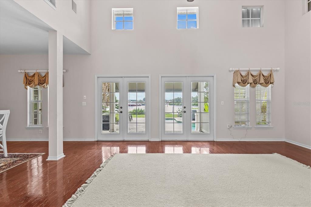 Tarpon Springs, Florida, 34689, United States, 3 Bedrooms Bedrooms, ,3 BathroomsBathrooms,Residential,For Sale,1947969