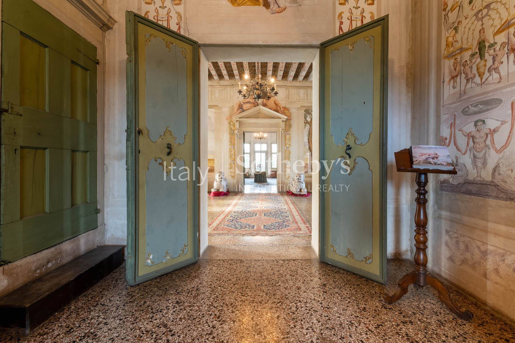  Venetian Renaissance Villa with frescoes and tower, barchessa and outbuildings - 物件實景