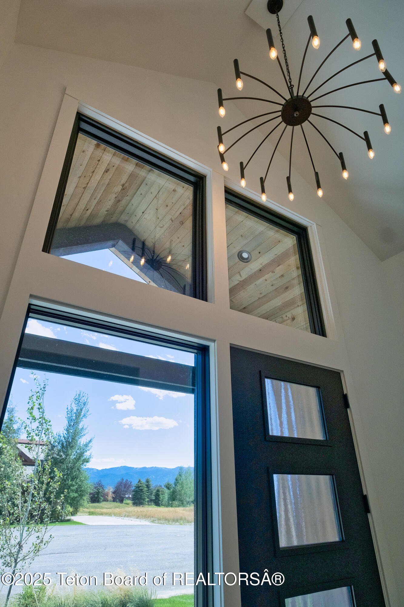 Victor, Idaho, 83455, United States, 4 Bedrooms Bedrooms, ,4 BathroomsBathrooms,Residential,For Sale,1979120