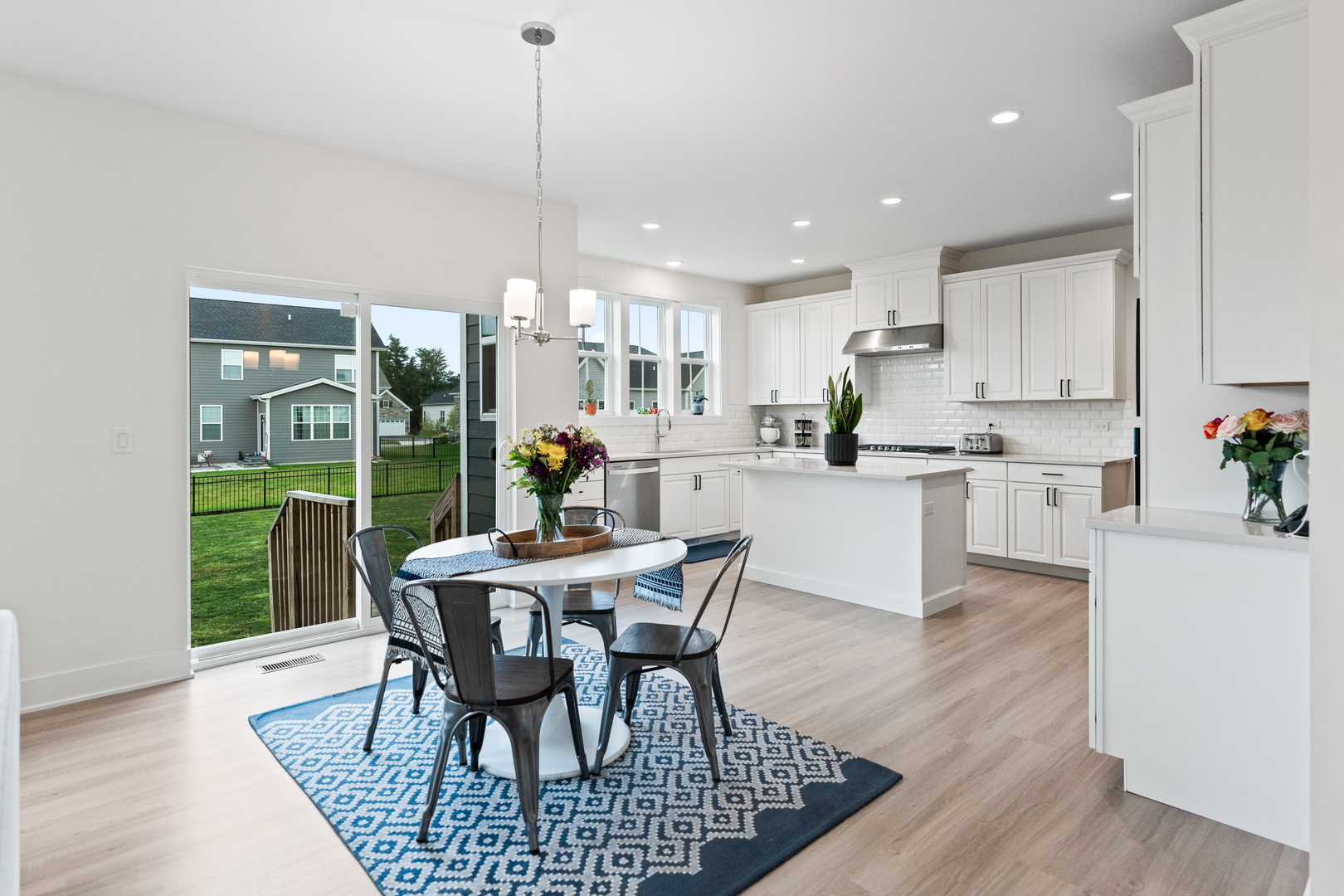 Elgin, Illinois, 60124, United States, 4 Bedrooms Bedrooms, ,3 BathroomsBathrooms,Residential,For Sale,1941075