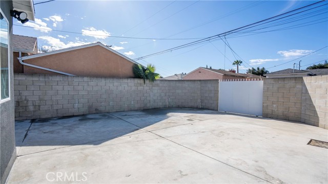 Long Beach, California, 90805, United States, 4 Bedrooms Bedrooms, ,2 BathroomsBathrooms,Residential,For Sale,2048127
