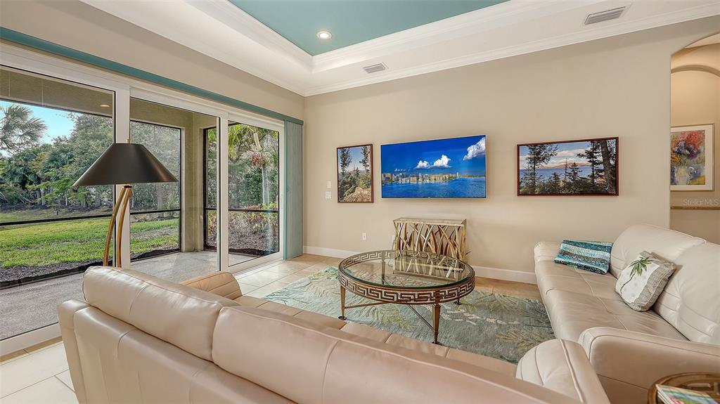 Sarasota, Florida, 34231, United States, 2 Bedrooms Bedrooms, ,3 BathroomsBathrooms,Residential,For Sale,2002128