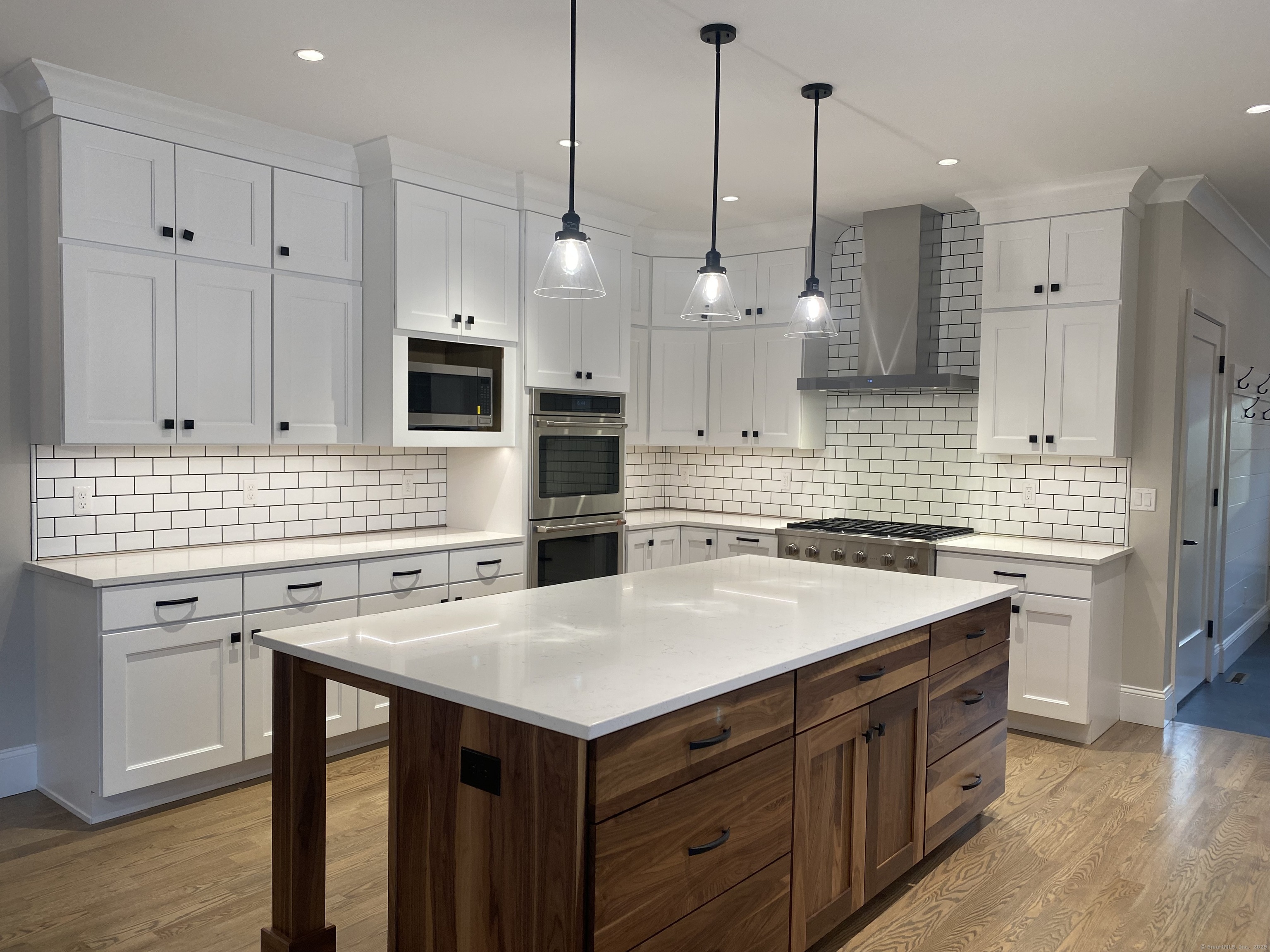 Southbury, Connecticut, 06488, United States, 4 Bedrooms Bedrooms, ,3 BathroomsBathrooms,Residential,For Sale,1941741