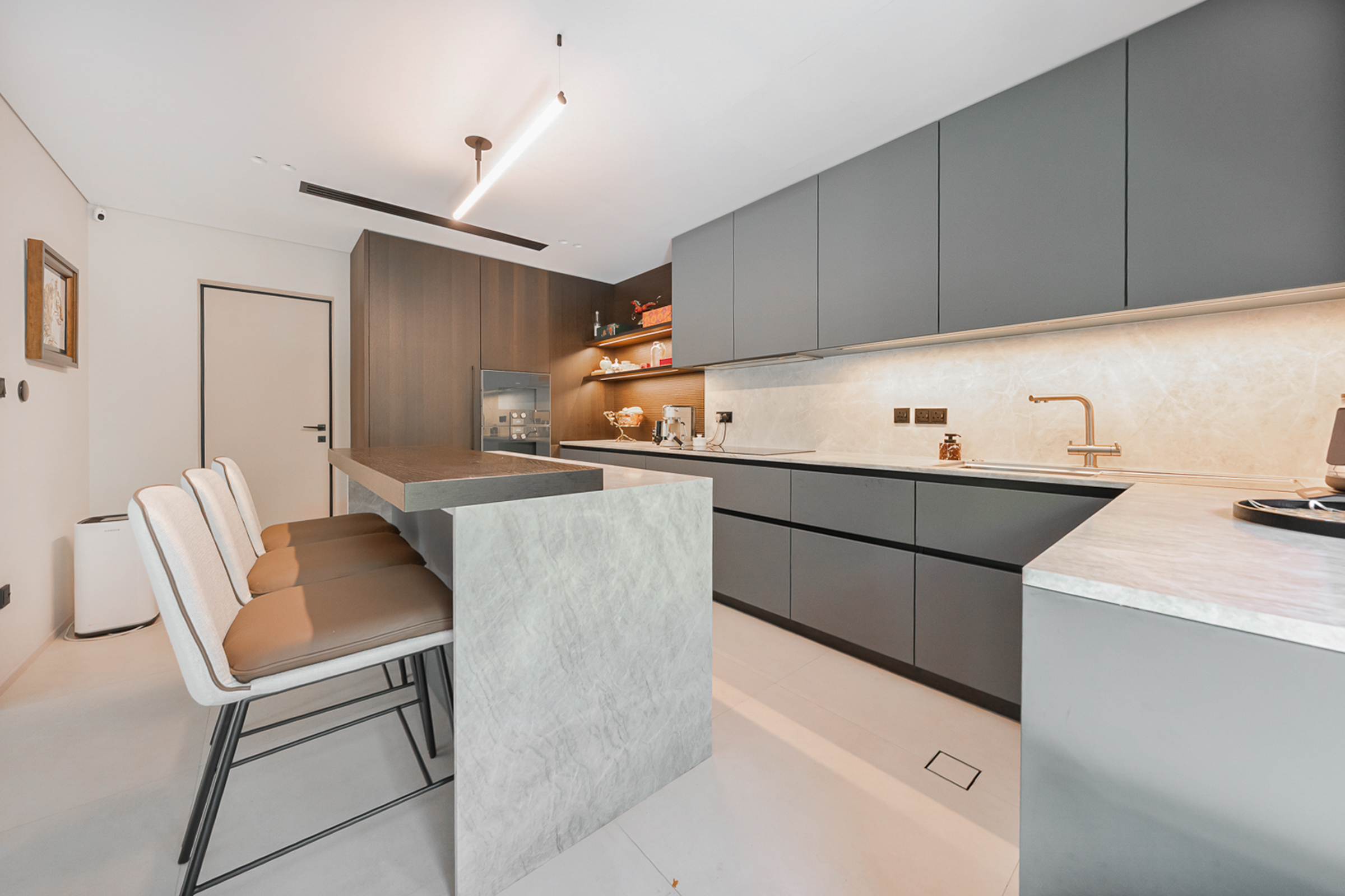 Fully Upgraded Turnkey Home Within Meadows - 物件實景