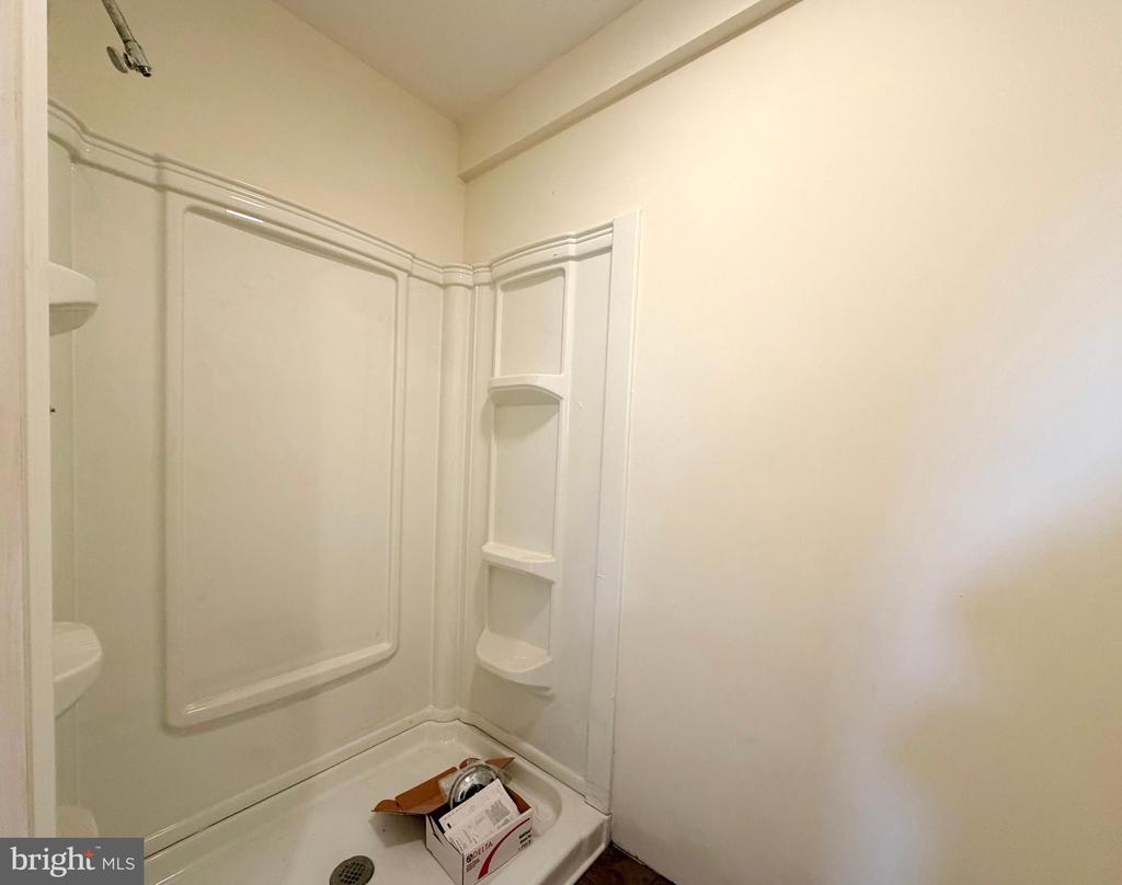 Bloomery, West Virginia, 26817, United States, 3 Bedrooms Bedrooms, ,2 BathroomsBathrooms,Residential,For Sale,1980909