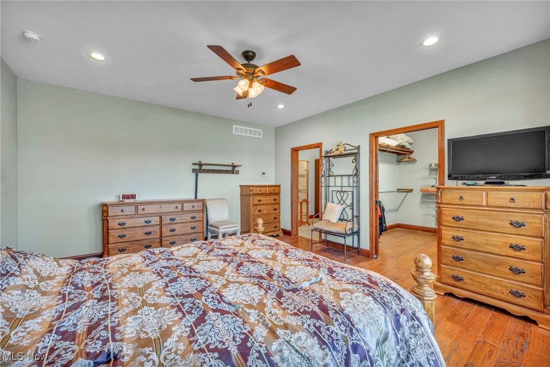 Lagrange, Ohio, 44050, United States, 3 Bedrooms Bedrooms, ,4 BathroomsBathrooms,Residential,For Sale,1795414