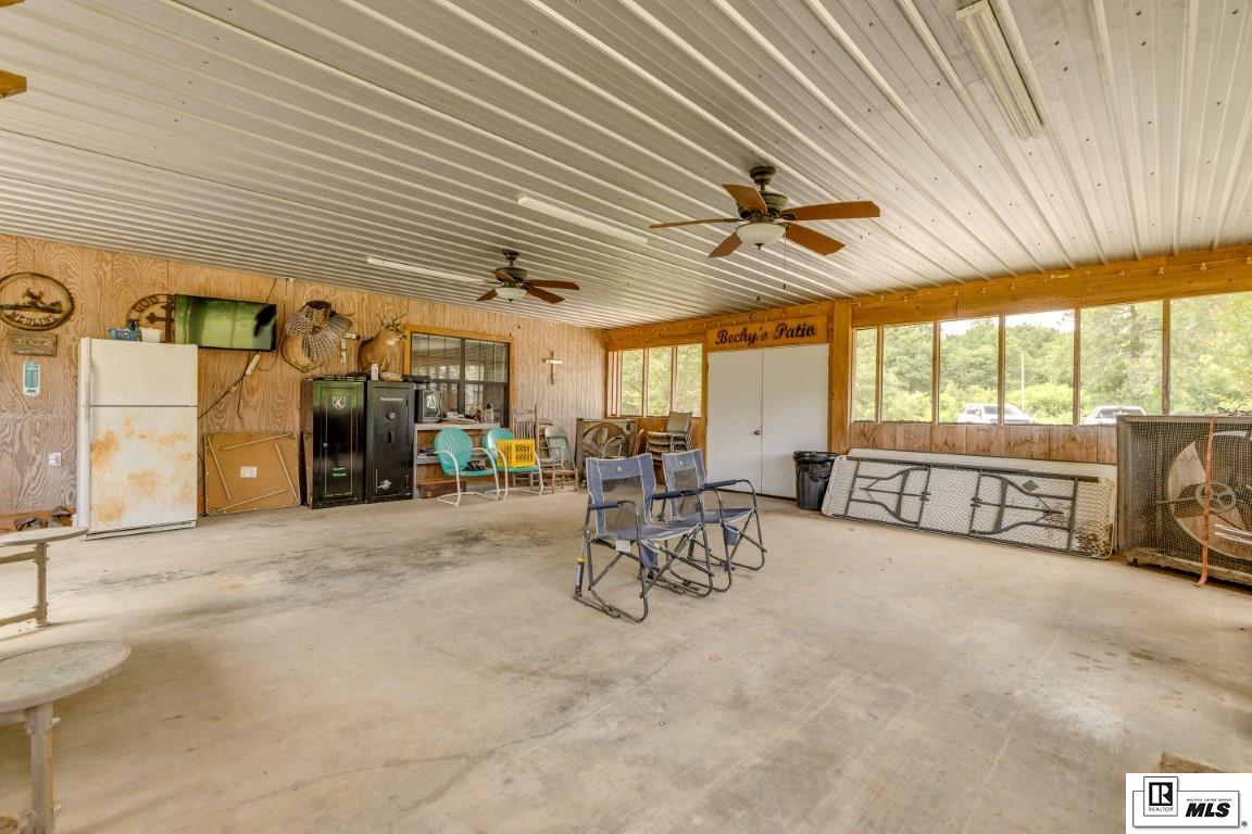 Rayville, Louisiana, 71269, United States, 3 Bedrooms Bedrooms, ,2 BathroomsBathrooms,Residential,For Sale,1847569