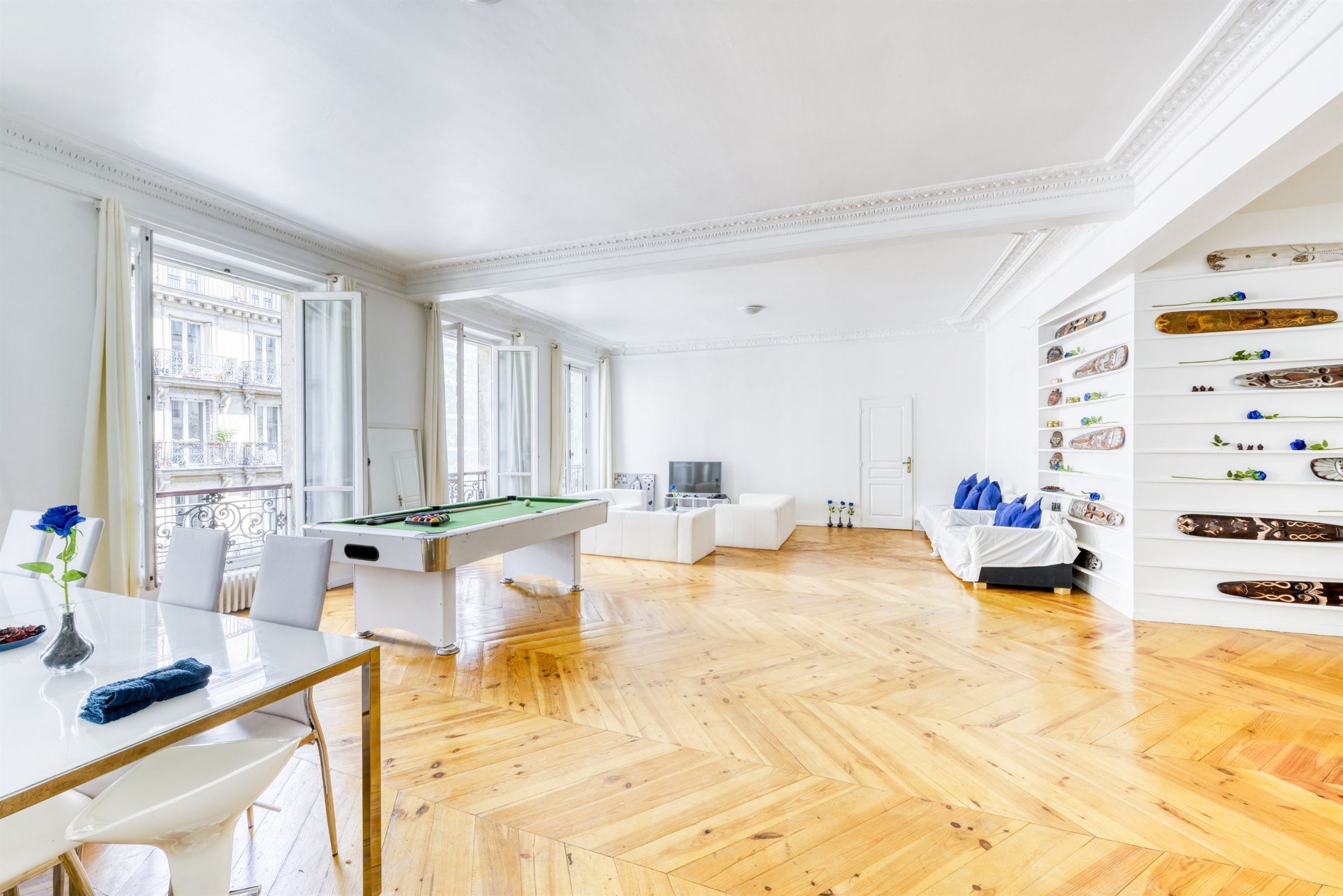  4-Room, 3-Bedroom Apartment in Paris 9th - 物件實景