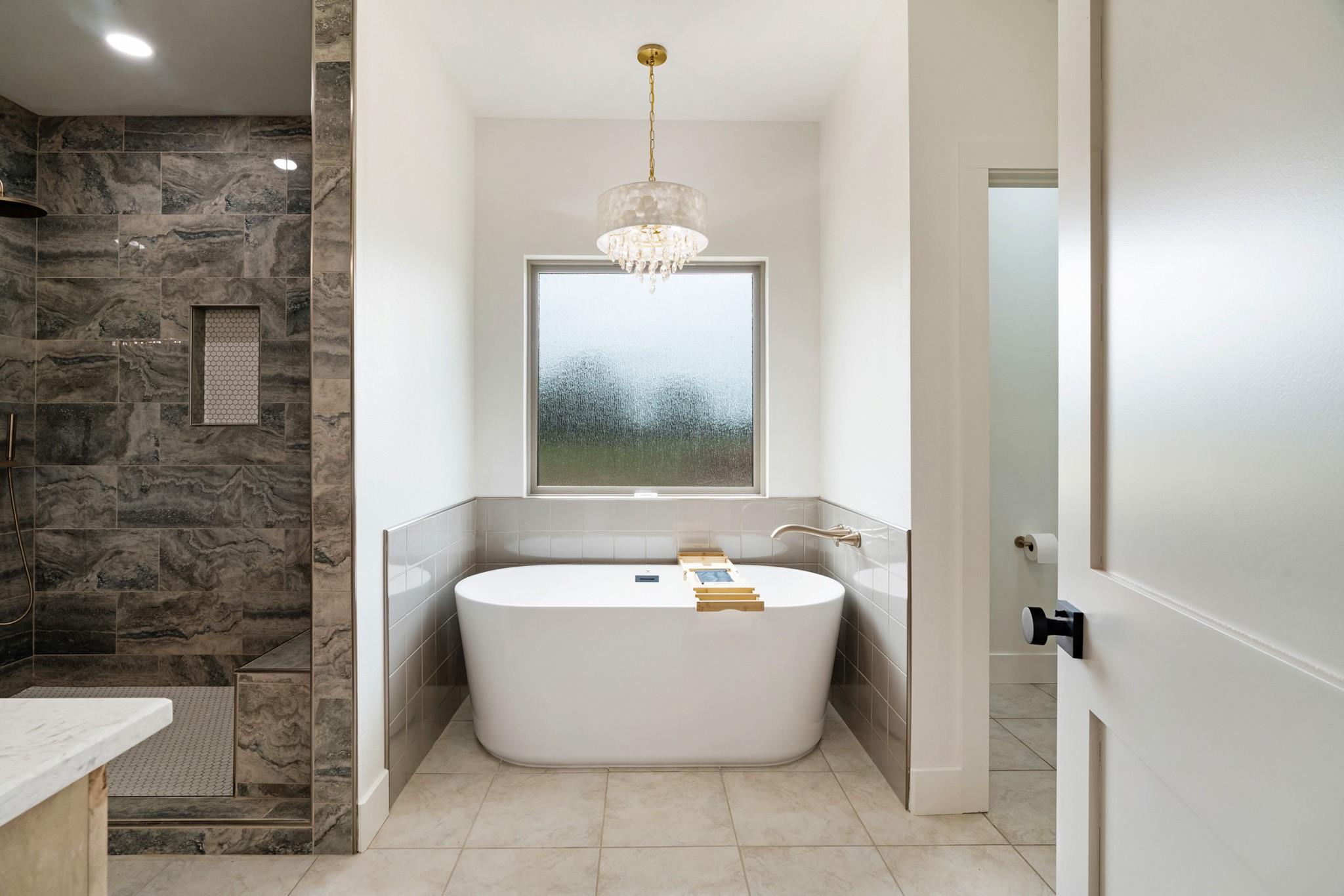 Blossom, Texas, 75416, United States, 4 Bedrooms Bedrooms, ,3 BathroomsBathrooms,Residential,For Sale,2049221