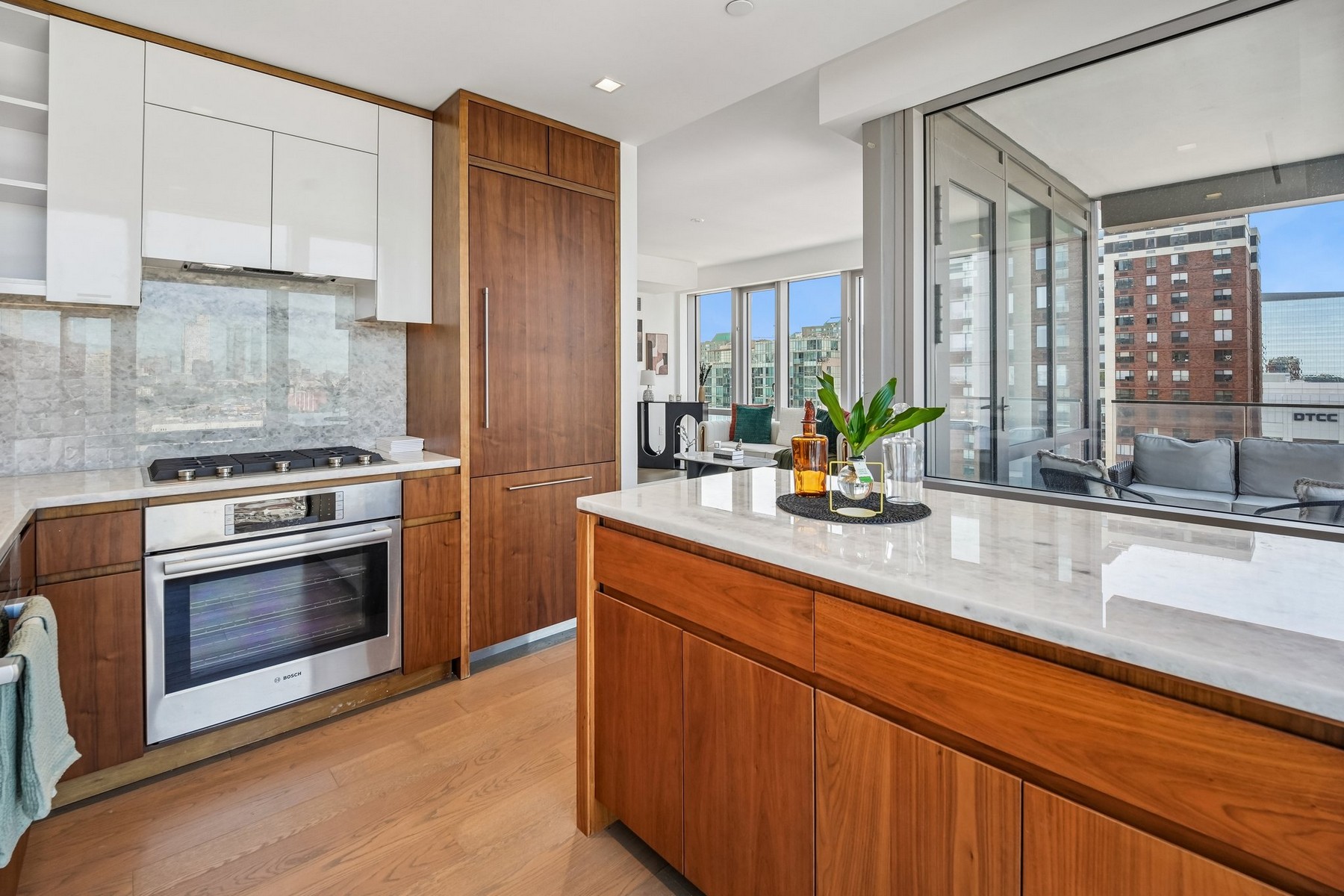  75 Park Lane South, Jc, Downtown, NJ, 07310 - 物件實景