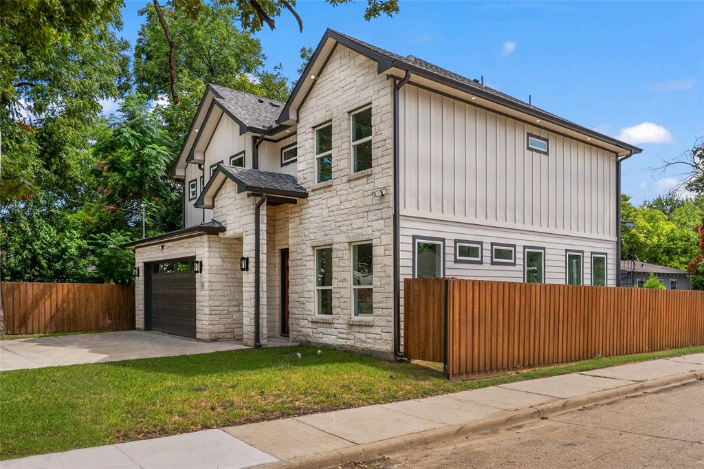 Dallas, Texas, 75212, United States, 4 Bedrooms Bedrooms, ,4 BathroomsBathrooms,Residential,For Sale,1978333