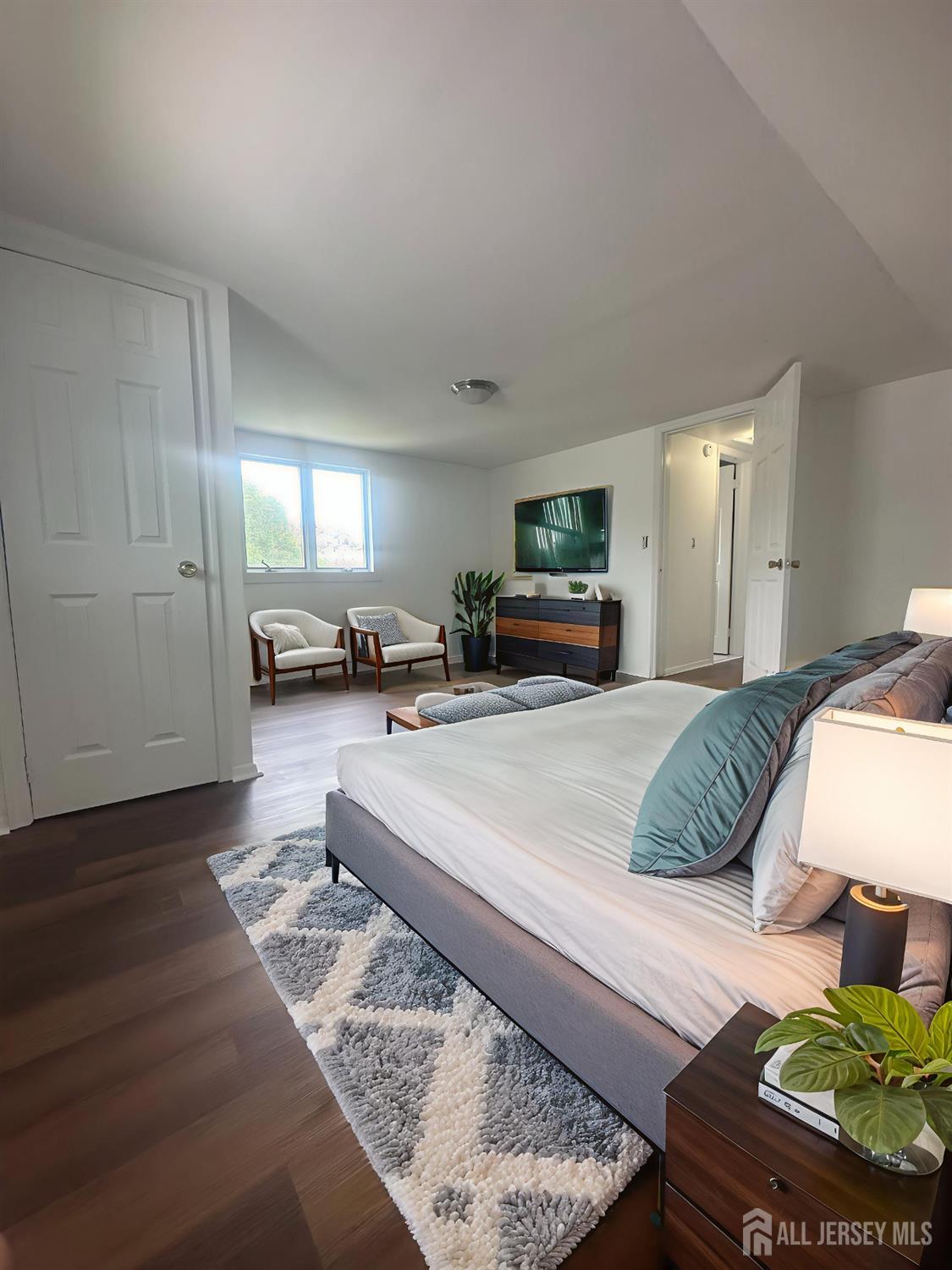 Rahway, New Jersey, 08857, United States, 4 Bedrooms Bedrooms, ,2 BathroomsBathrooms,Residential,For Sale,1906266