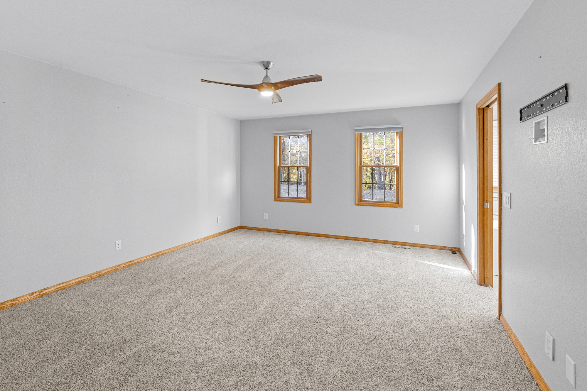 Effingham, Illinois, 62401, United States, 3 Bedrooms Bedrooms, ,3 BathroomsBathrooms,Residential,For Sale,1976361