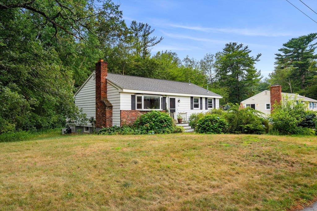 Tewksbury, Massachusetts, 01876, United States, 3 Bedrooms Bedrooms, ,1 BathroomBathrooms,Residential,For Sale,1918514
