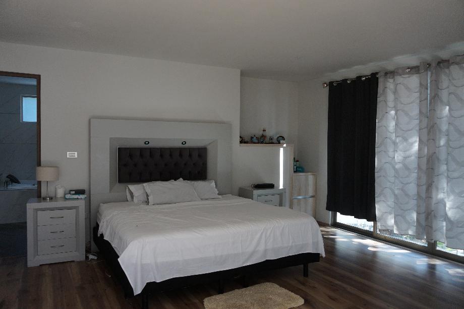 Atizapán de Zaragoza, Estado de méxico, 52938, Mexico, 4 Bedrooms Bedrooms, ,3 BathroomsBathrooms,Residential,For Sale,1985141