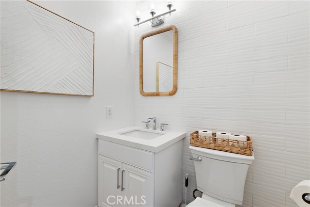 San Clemente, California, 92672, United States, 2 Bedrooms Bedrooms, ,3 BathroomsBathrooms,Residential,For Sale,1895142