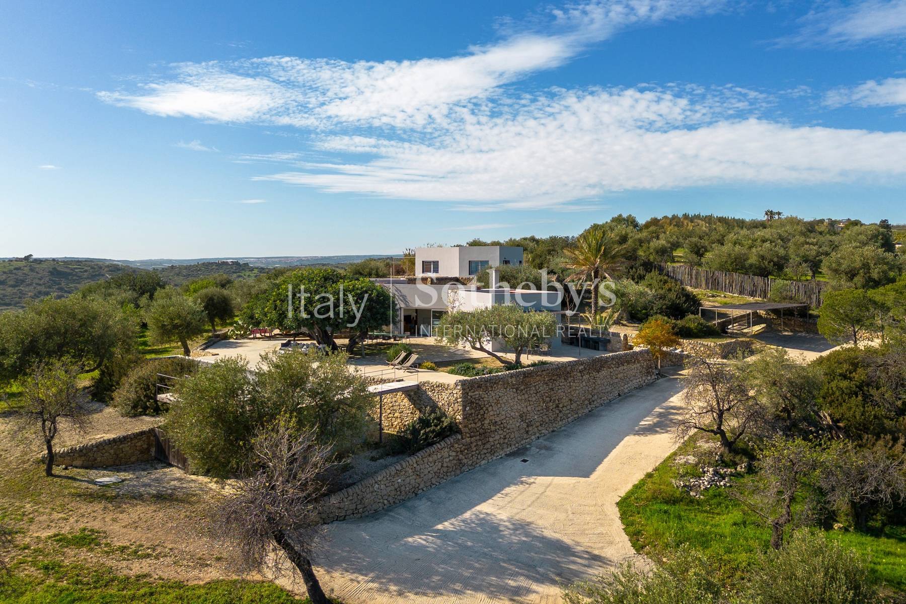  Elegant designer villa overlooking the Gulf of Noto - 物件實景