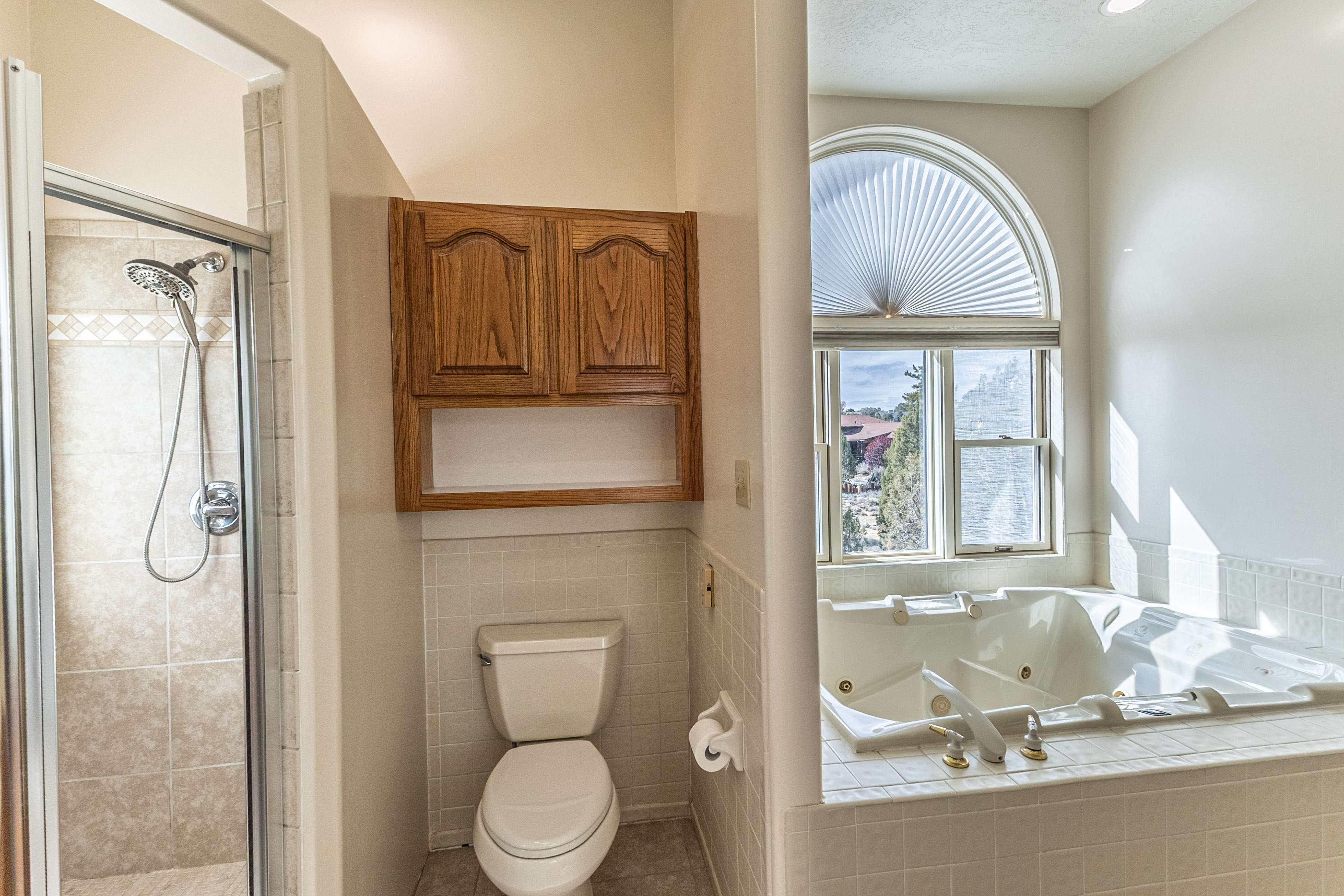 Farmington, New Mexico, 87402, United States, 4 Bedrooms Bedrooms, ,3 BathroomsBathrooms,Residential,For Sale,1995445