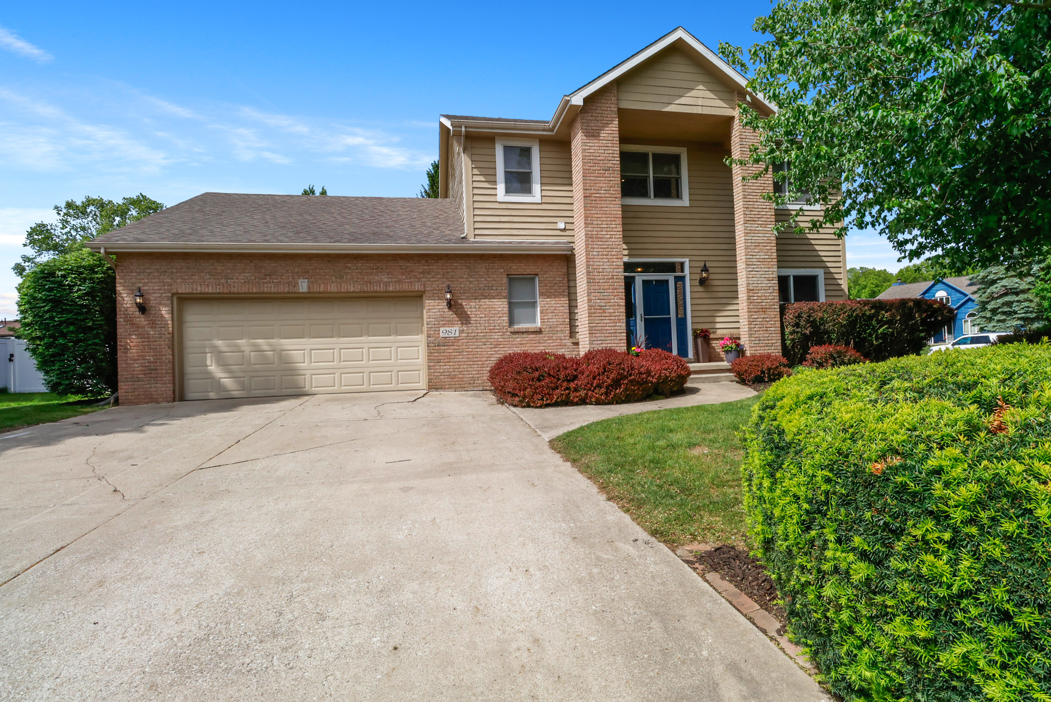 Chesterton, Indiana, 46304, United States, 4 Bedrooms Bedrooms, ,3 BathroomsBathrooms,Residential,For Sale,1881667