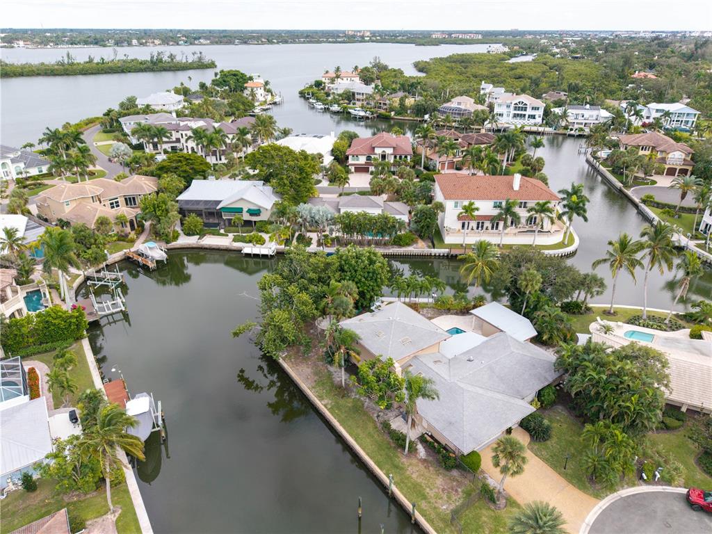 Sarasota, Florida, 34242, United States, 4 Bedrooms Bedrooms, ,3 BathroomsBathrooms,Residential,For Sale,1988026
