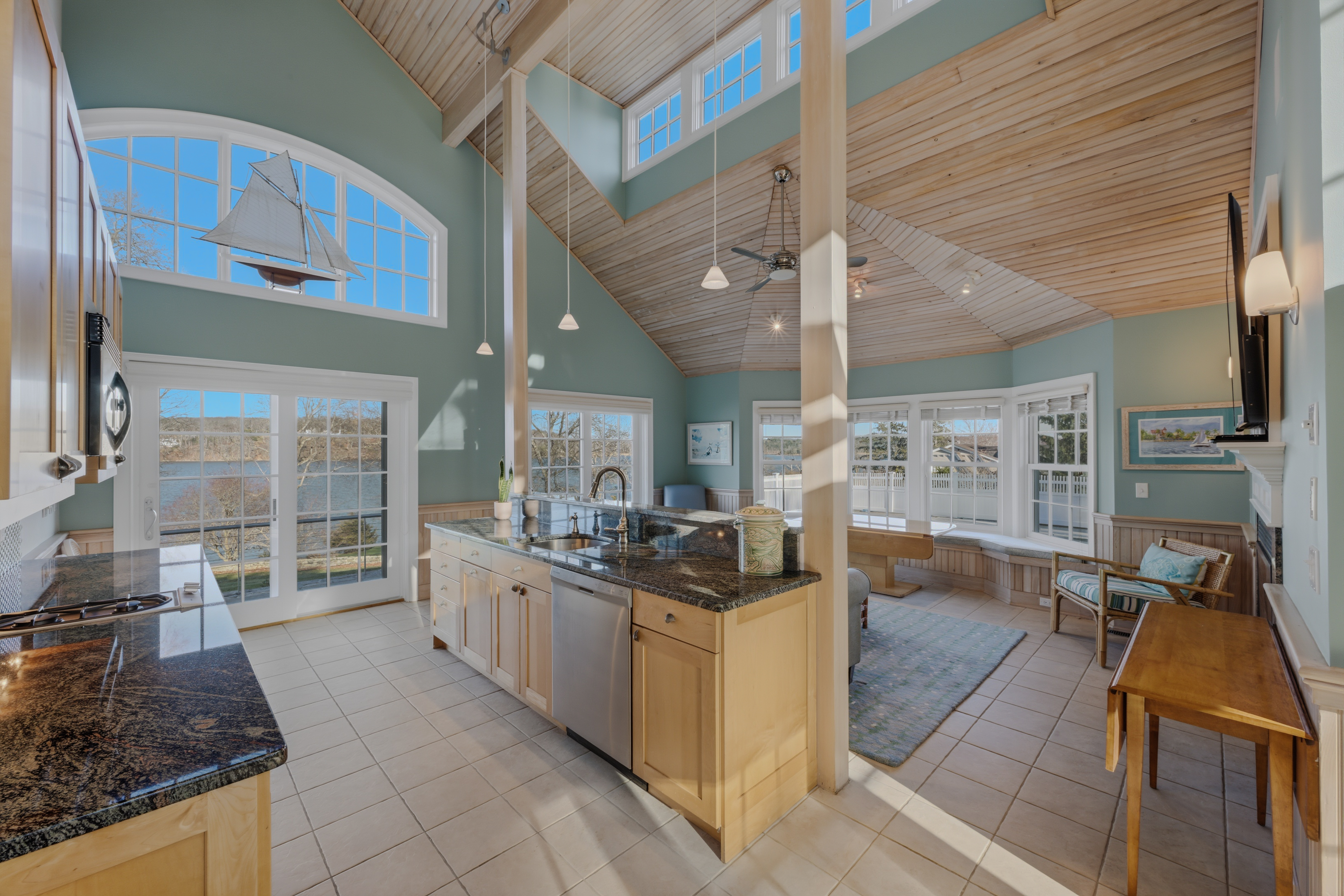  Exceptional Waterfront Estate on the Ct. River - 物件實景