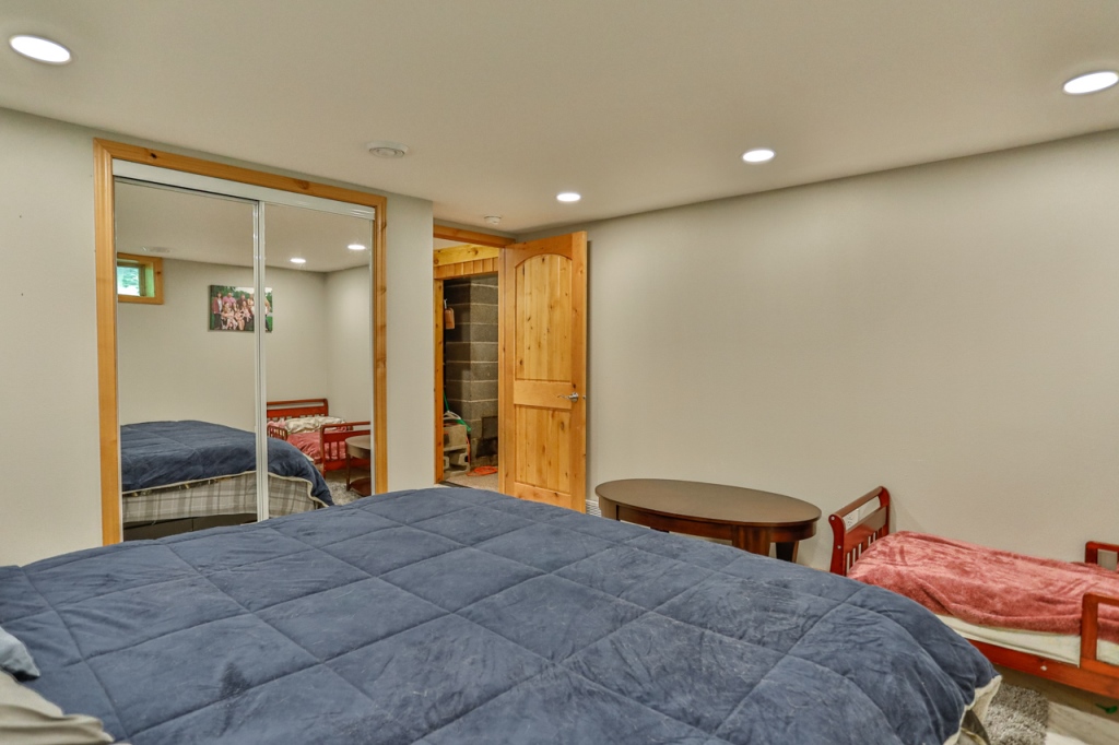Wausau, Wisconsin, 54401, United States, 3 Bedrooms Bedrooms, ,3 BathroomsBathrooms,Residential,For Sale,1874102