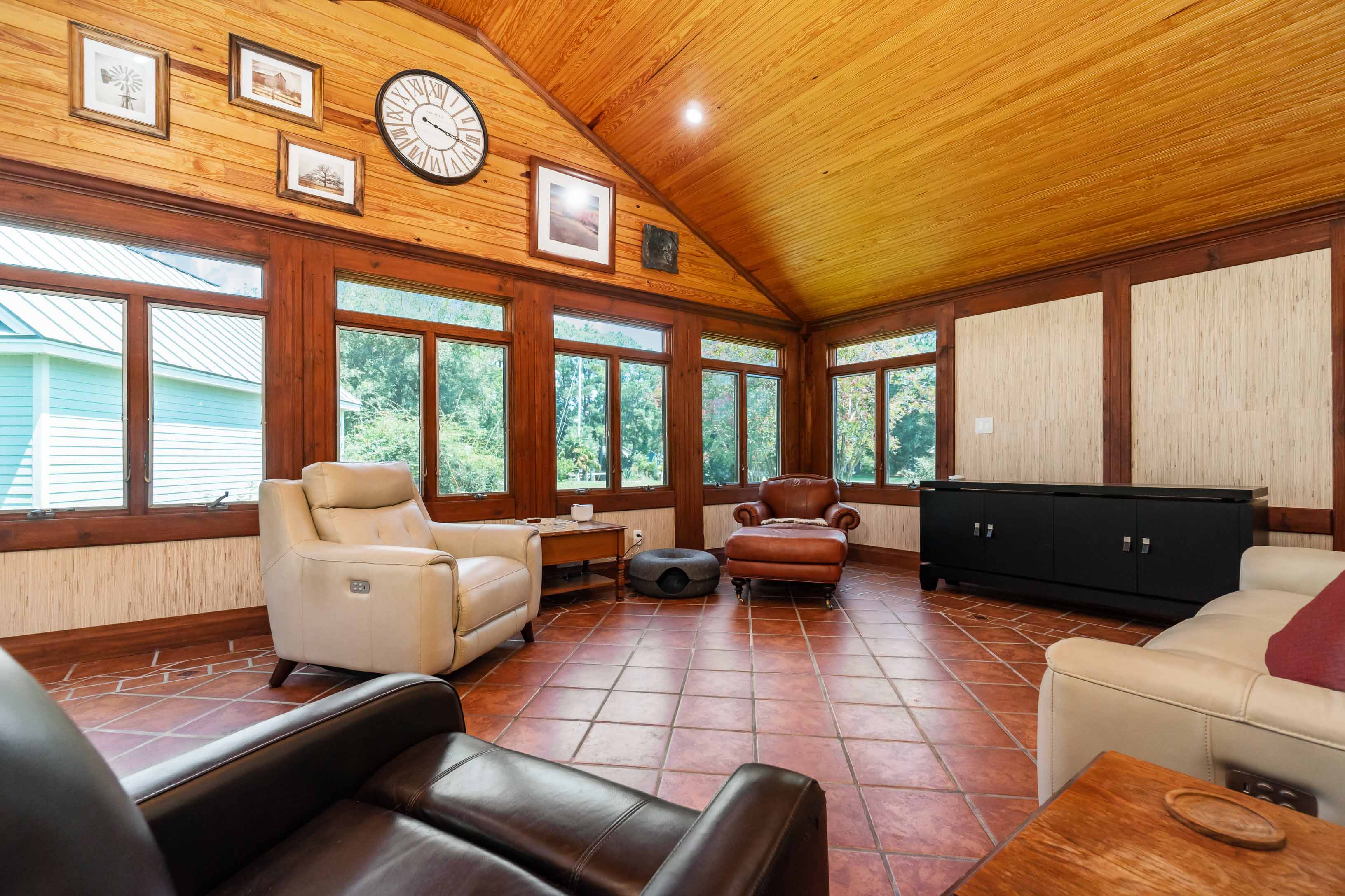 Oriental, North Carolina, 28571, United States, 3 Bedrooms Bedrooms, ,3 BathroomsBathrooms,Residential,For Sale,1979716