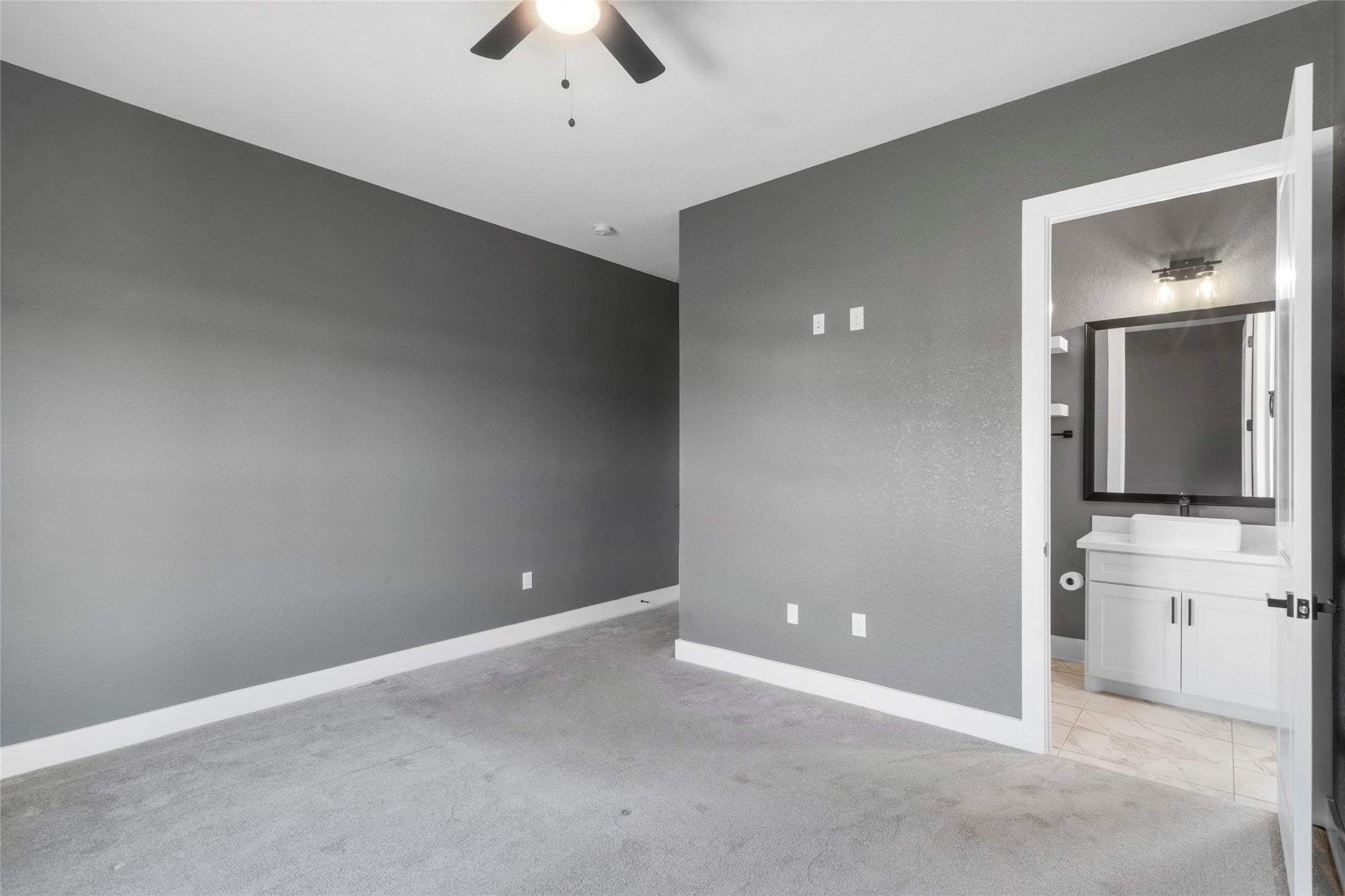 Angleton, Texas, 77515, United States, 4 Bedrooms Bedrooms, ,4 BathroomsBathrooms,Residential,For Sale,1992387