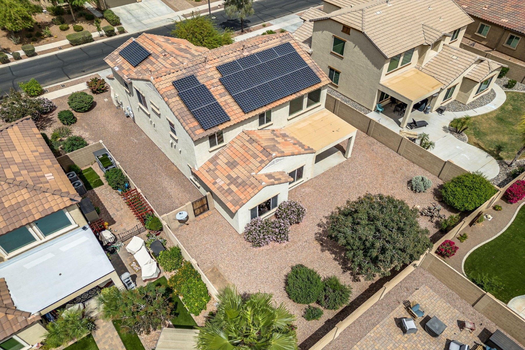  17543 W Buckhorn Trail  Surprise, AZ - 物件實景