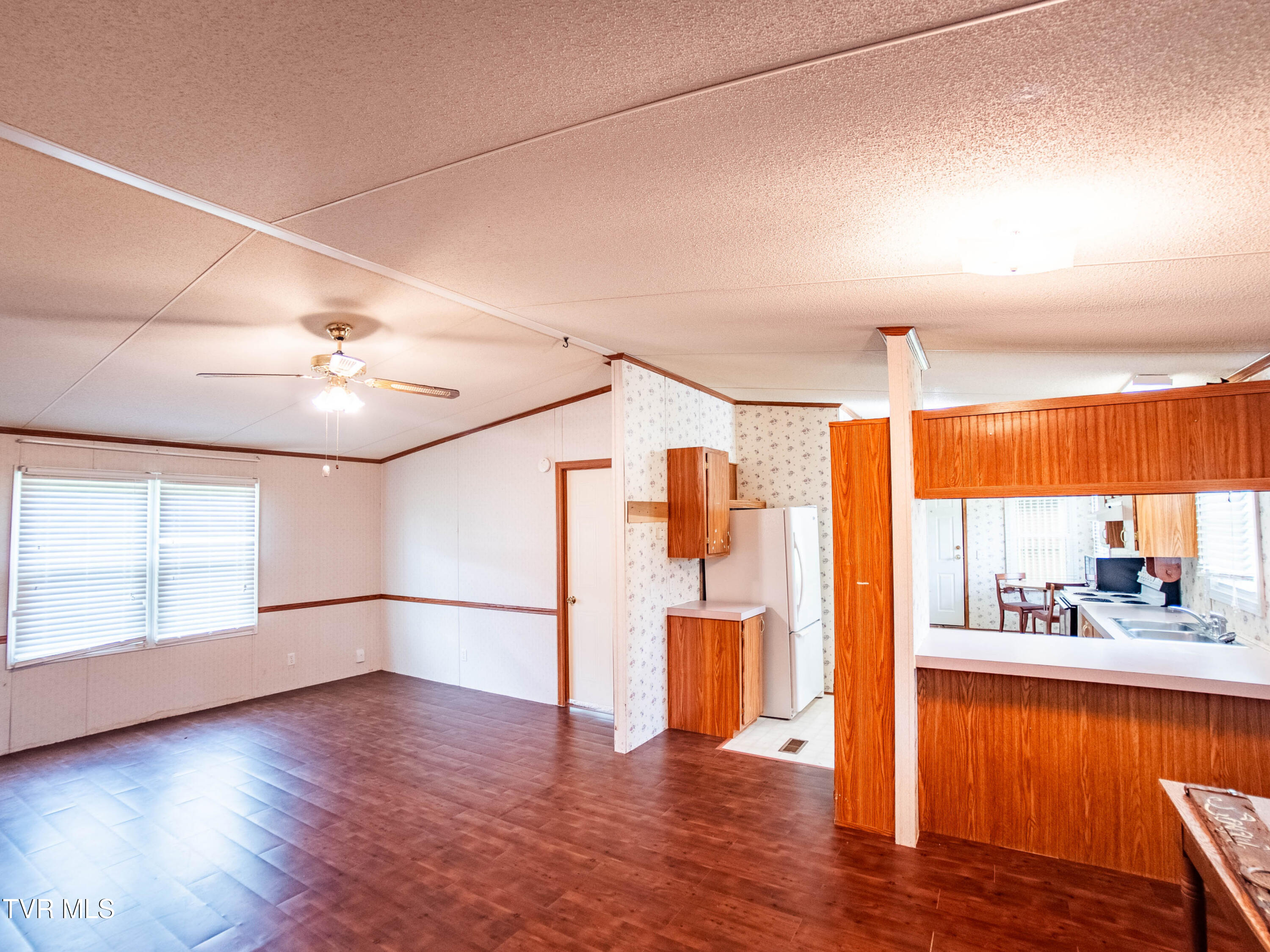 Surgoinsville, Tennessee, 37873, United States, 3 Bedrooms Bedrooms, ,3 BathroomsBathrooms,Residential,For Sale,1937059