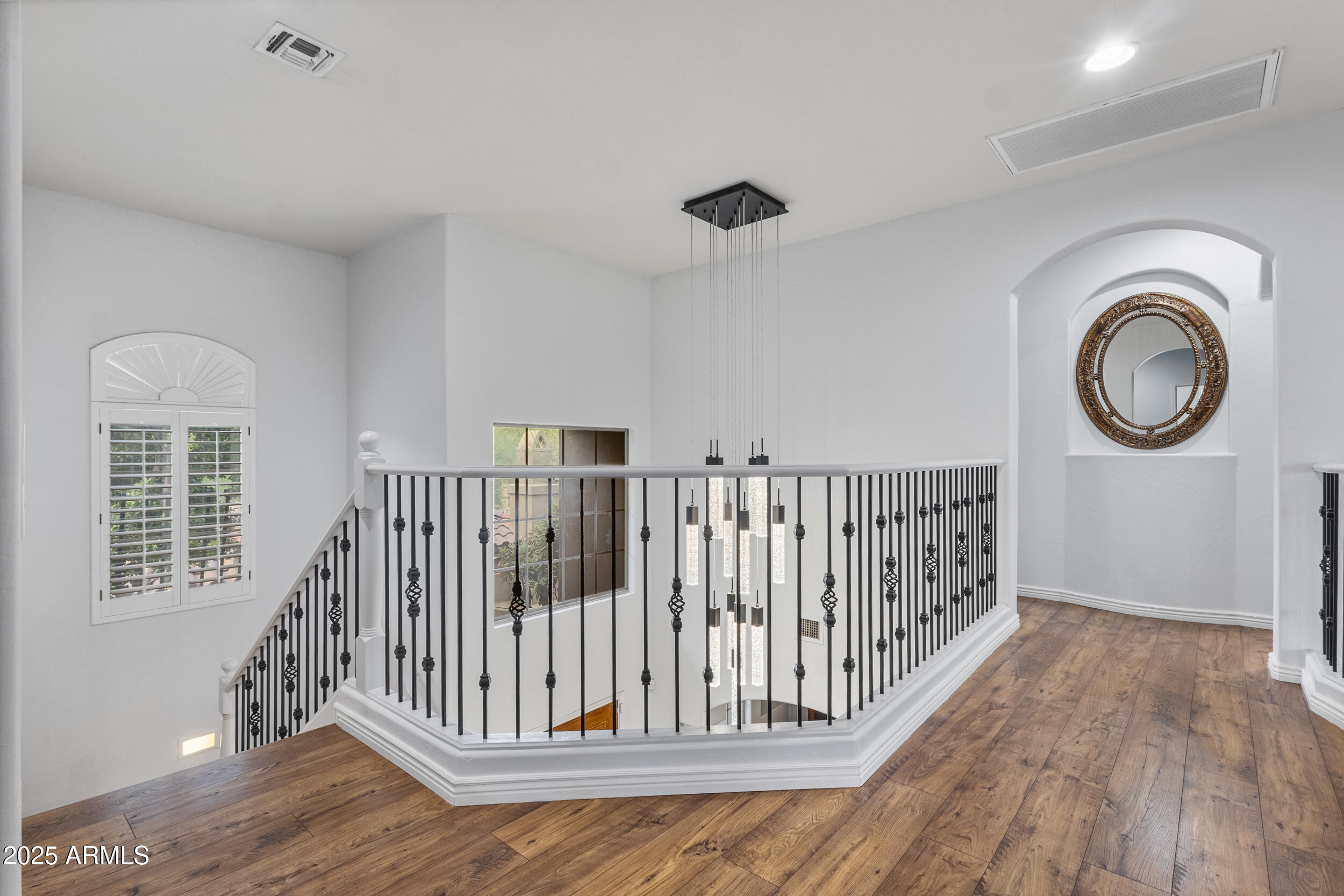 Phoenix, Arizona, 85050, United States, 5 Bedrooms Bedrooms, ,Residential,For Sale,1949706