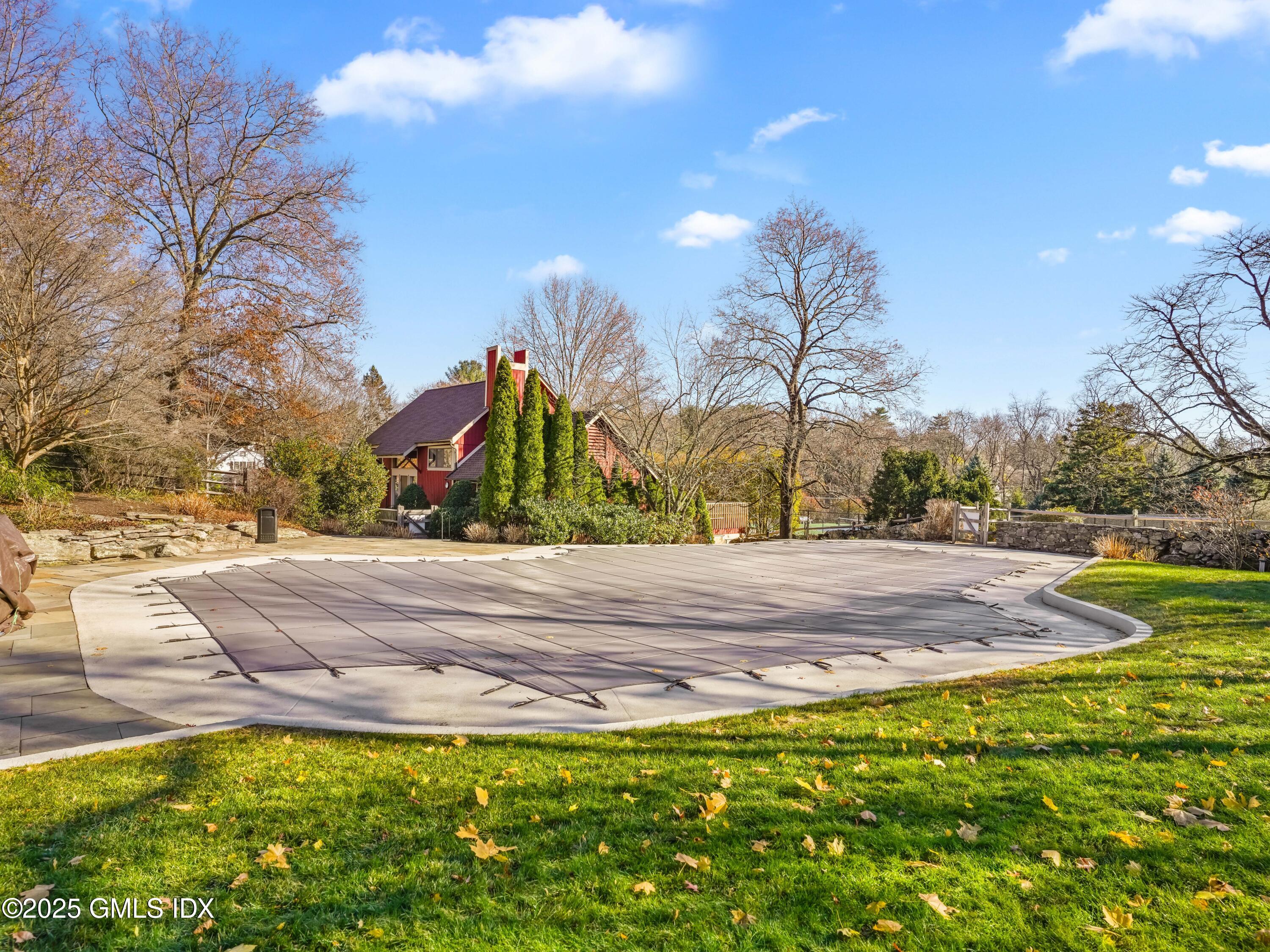 Greenwich, Connecticut, 06831, United States, 3 Bedrooms Bedrooms, ,3 BathroomsBathrooms,Residential,For Sale,2001670