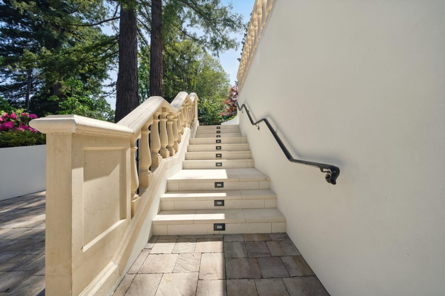 San Mateo, California, 94402, United States, 4 Bedrooms Bedrooms, ,6 BathroomsBathrooms,Residential,For Sale,1836989