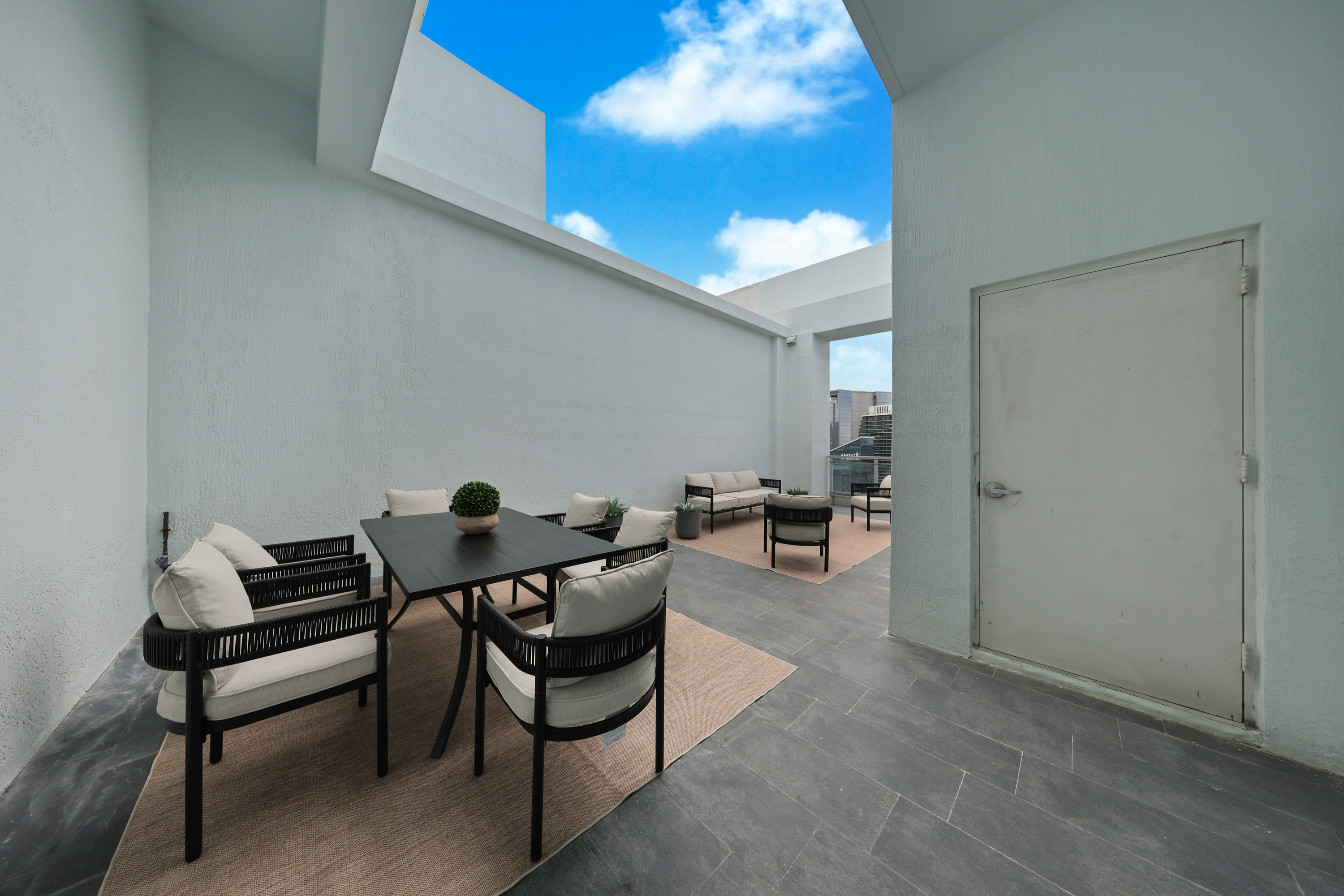  92 SW 3rd St, Miami, FL, 33130 - 物件實景