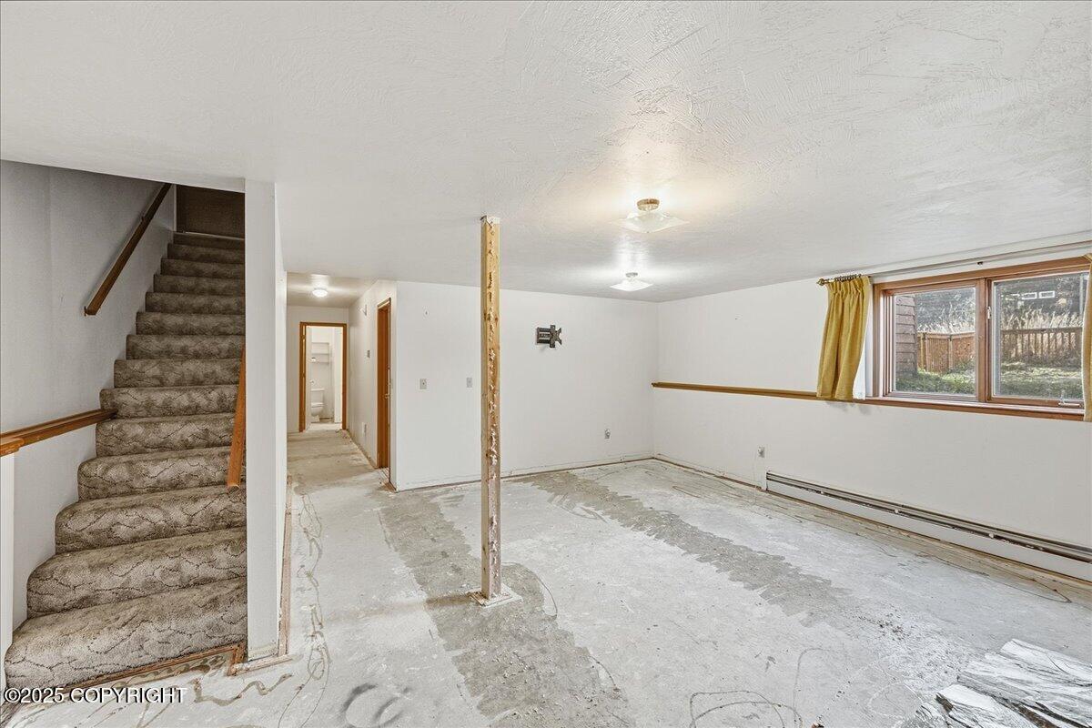 Kenai, Alaska, 99611, United States, 4 Bedrooms Bedrooms, ,3 BathroomsBathrooms,Residential,For Sale,2001523