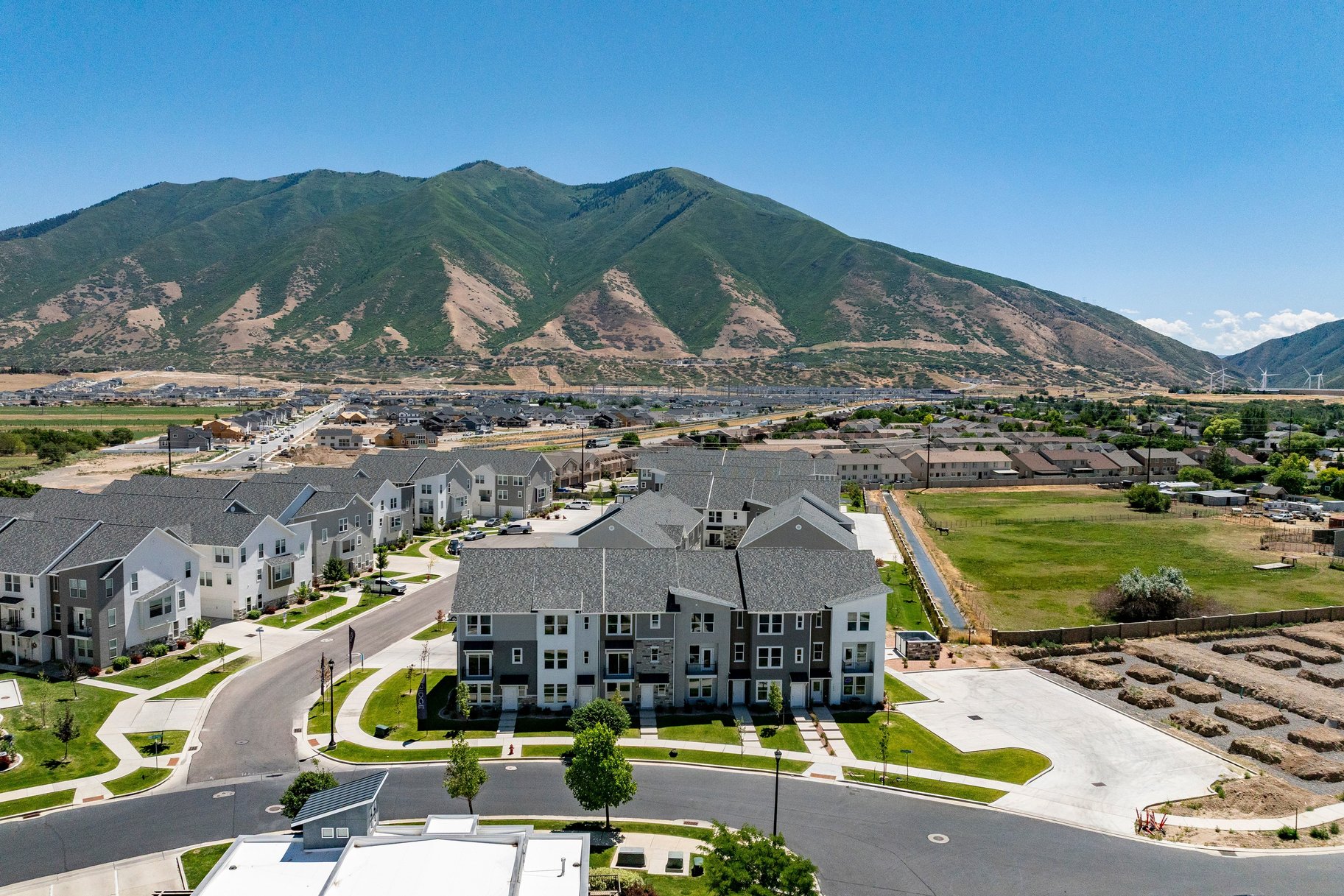  Beautiful Three-Bedroom Townhome at The Ridge at Spanish Fork - 物件實景