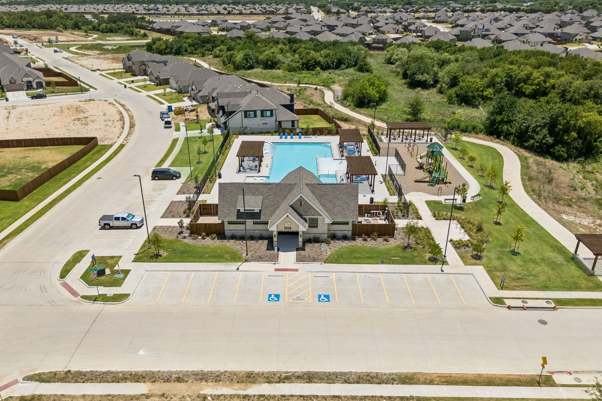  1005 Longbow Lane, Crowley, TX, 76036 - 物件實景