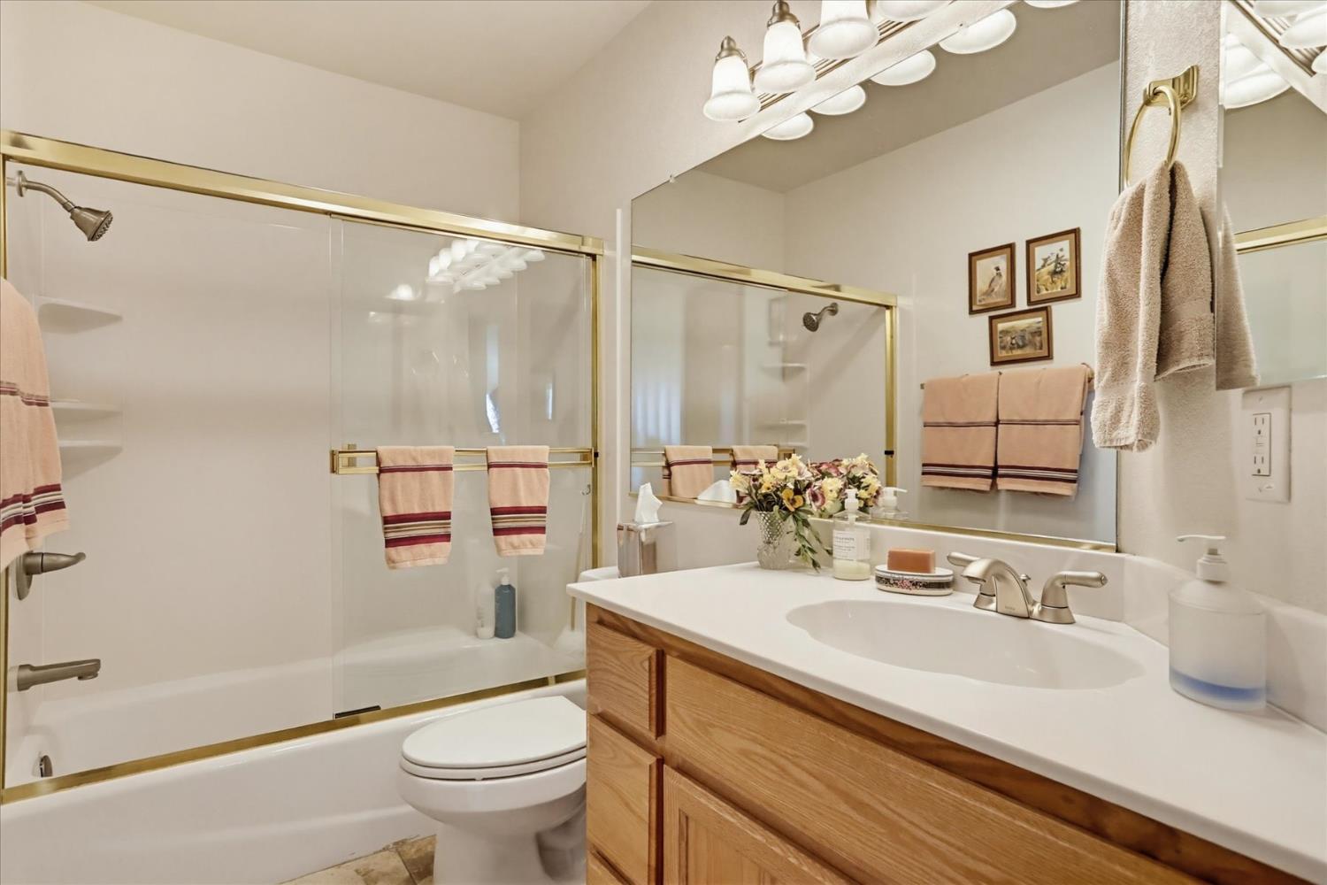 Grass Valley, California, 95945, United States, 3 Bedrooms Bedrooms, ,2 BathroomsBathrooms,Residential,For Sale,2048773