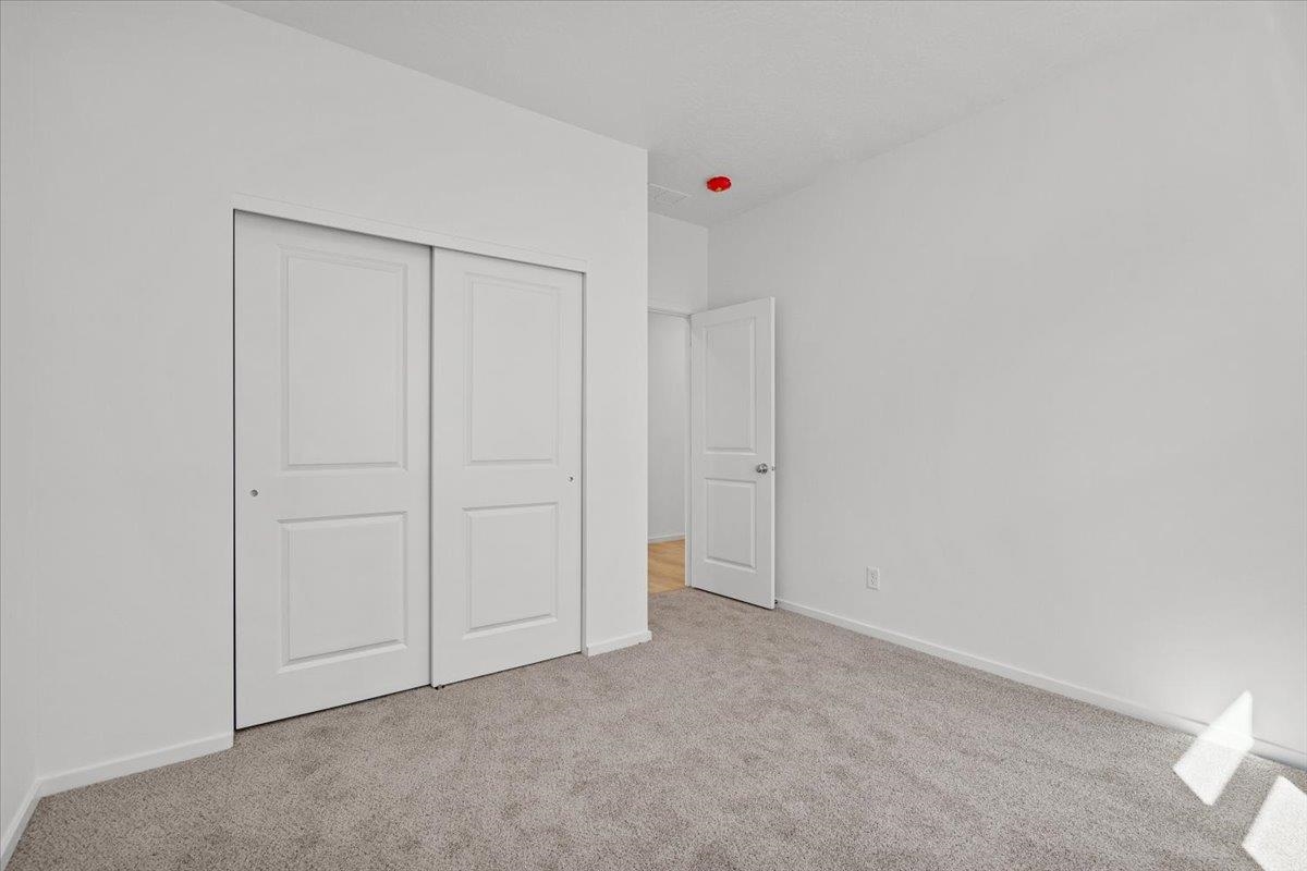 Deer Park, Washington, 99006, United States, 3 Bedrooms Bedrooms, ,2 BathroomsBathrooms,Residential,For Sale,1877408